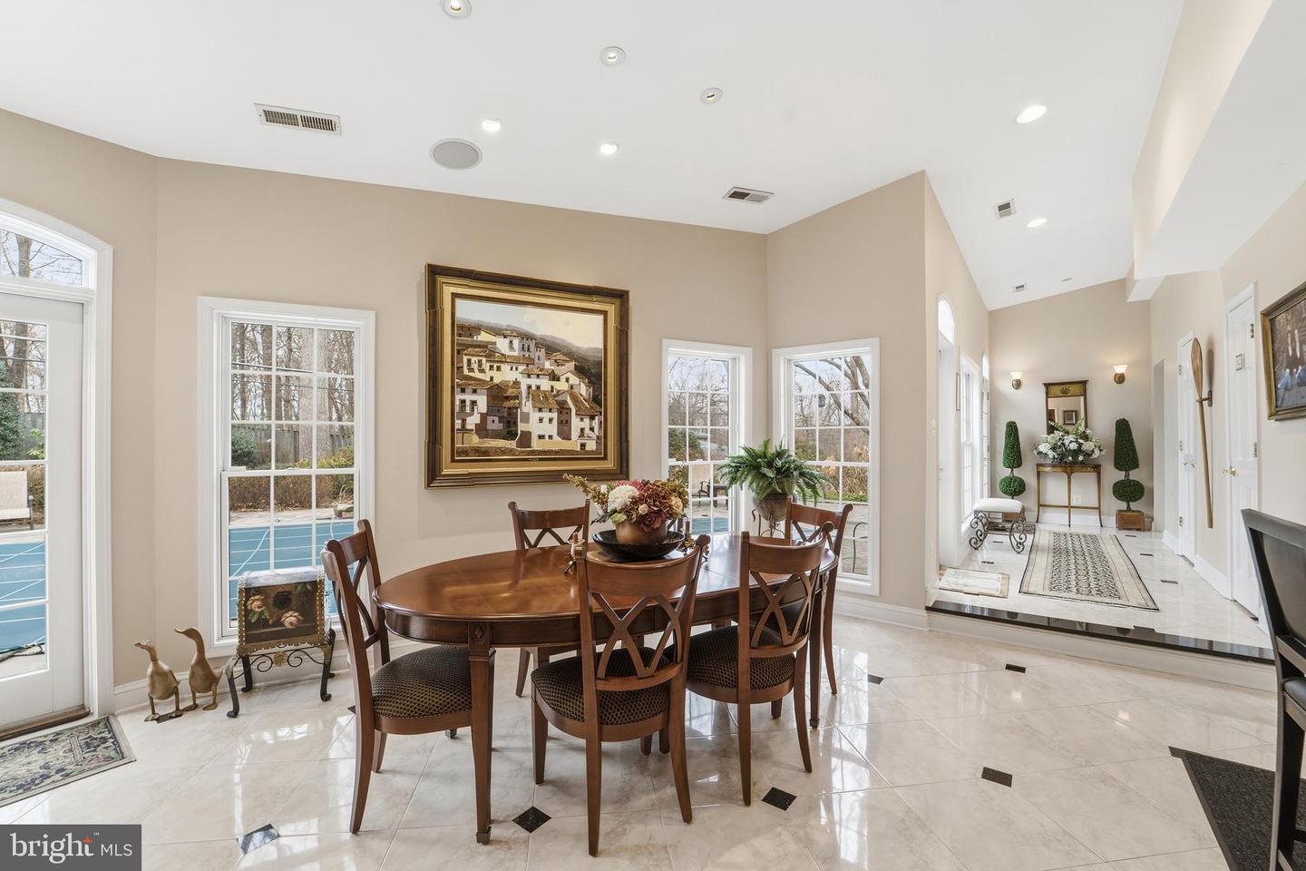 304 CHESAPEAKE DR, GREAT FALLS, Virginia 22066, 5 Bedrooms Bedrooms, ,5 BathroomsBathrooms,Residential,For sale,304 CHESAPEAKE DR,VAFX2291910 MLS # VAFX2291910