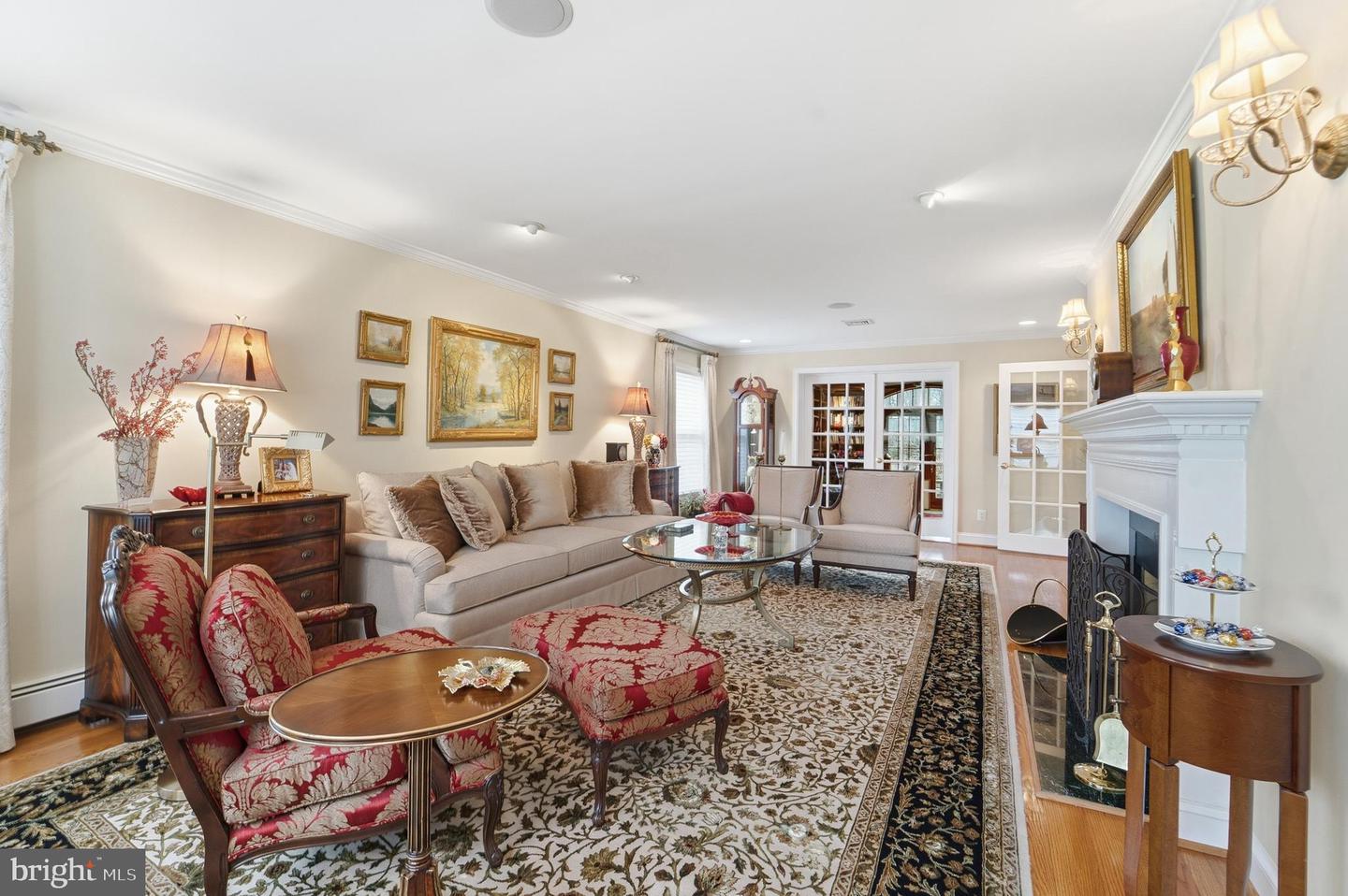 304 CHESAPEAKE DR, GREAT FALLS, Virginia 22066, 5 Bedrooms Bedrooms, ,5 BathroomsBathrooms,Residential,For sale,304 CHESAPEAKE DR,VAFX2291910 MLS # VAFX2291910