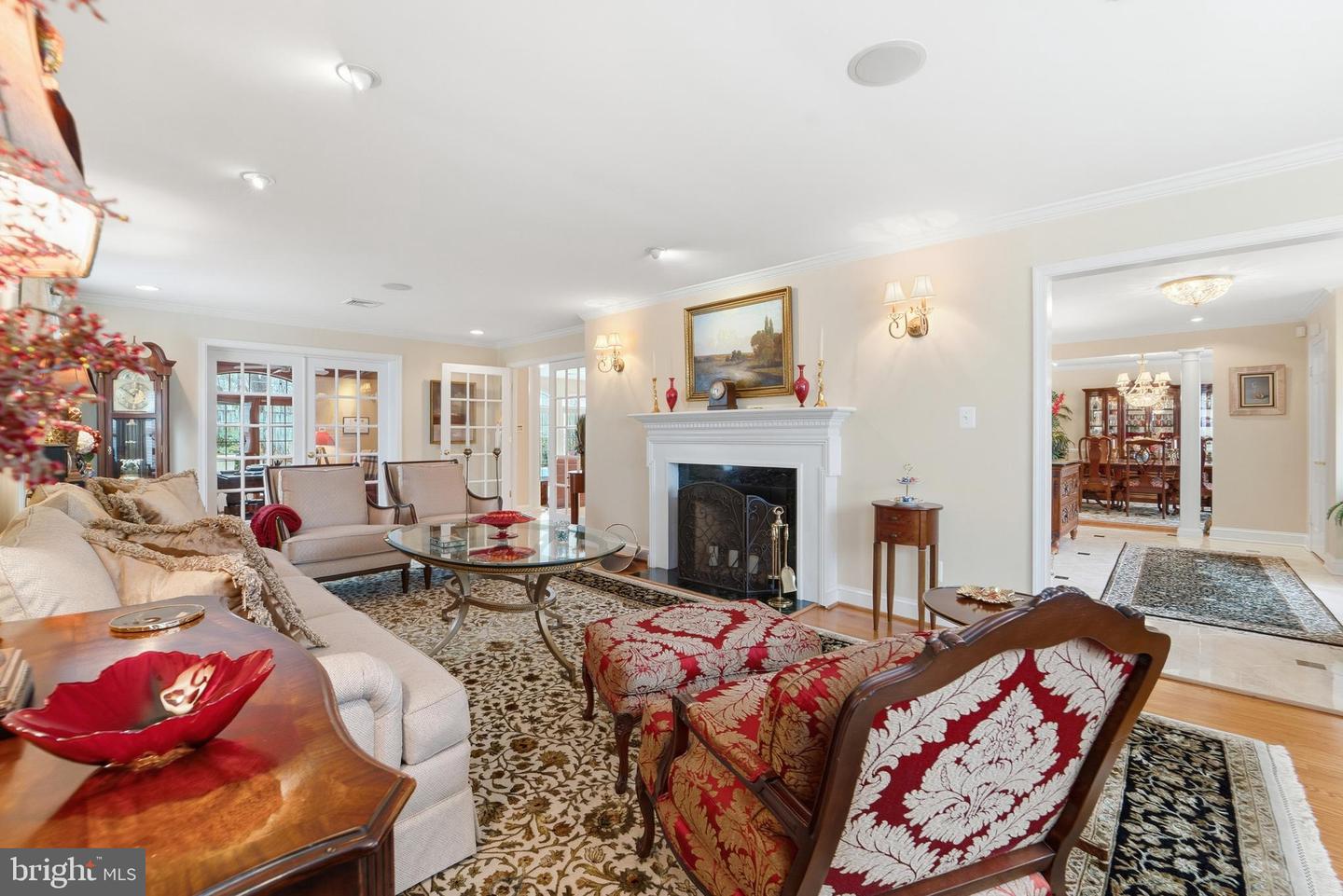 304 CHESAPEAKE DR, GREAT FALLS, Virginia 22066, 5 Bedrooms Bedrooms, ,5 BathroomsBathrooms,Residential,For sale,304 CHESAPEAKE DR,VAFX2291910 MLS # VAFX2291910