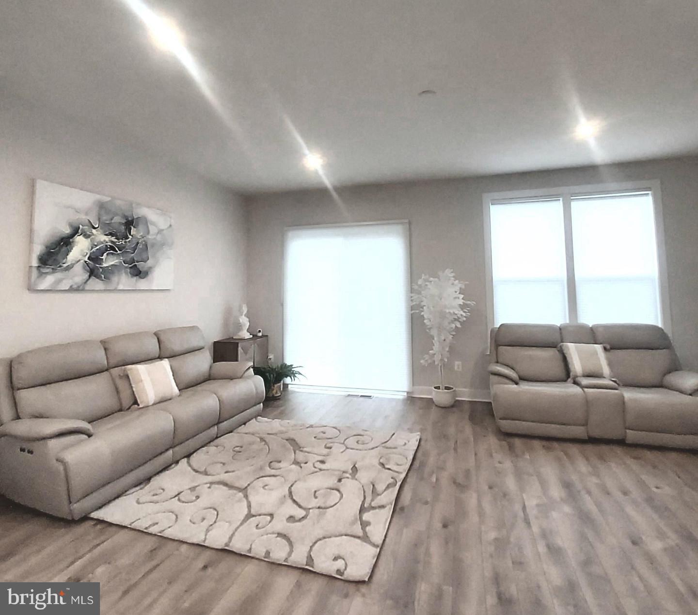 2433 LIBERTY LOOP, HERNDON, Virginia 20171, 3 Bedrooms Bedrooms, ,2 BathroomsBathrooms,Residential,For sale,2433 LIBERTY LOOP,VAFX2291912 MLS # VAFX2291912