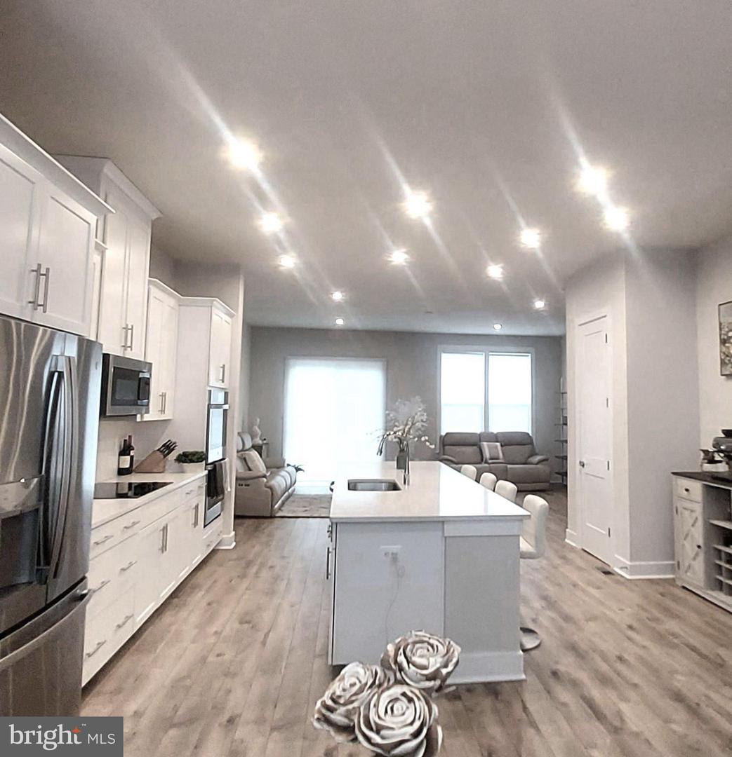 2433 LIBERTY LOOP, HERNDON, Virginia 20171, 3 Bedrooms Bedrooms, ,2 BathroomsBathrooms,Residential,For sale,2433 LIBERTY LOOP,VAFX2291912 MLS # VAFX2291912