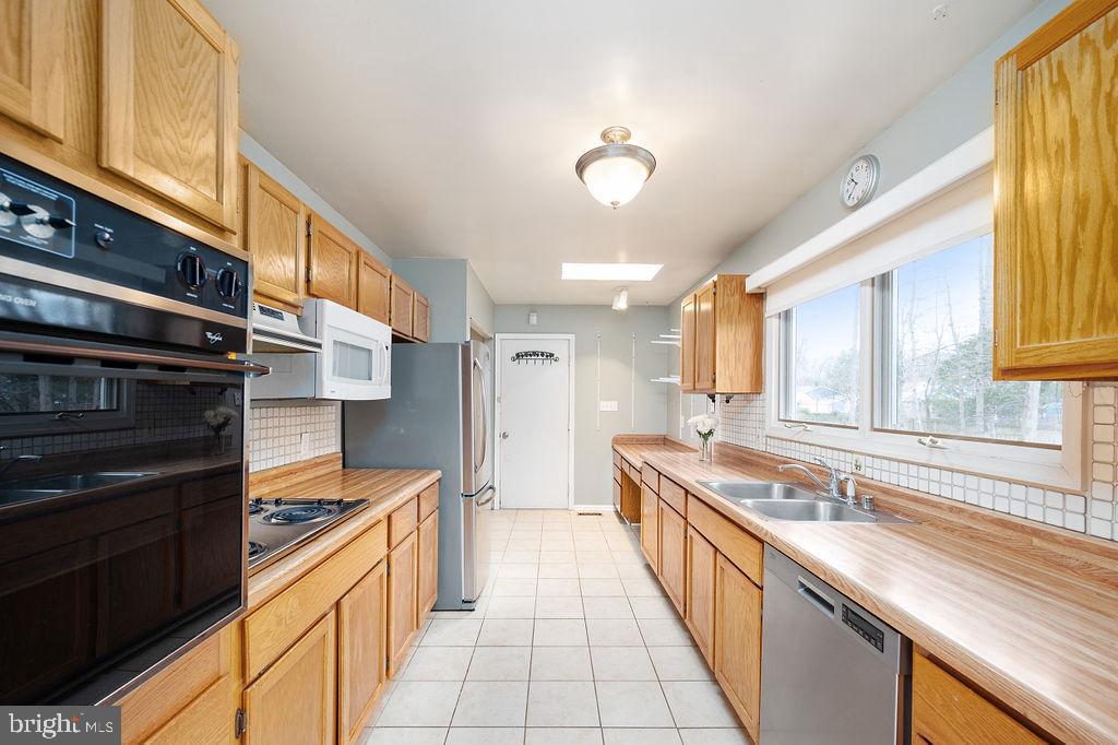 3915 DORAN RD, FREDERICKSBURG, Virginia 22407, 3 Bedrooms Bedrooms, ,2 BathroomsBathrooms,Residential,For sale,3915 DORAN RD,VASP2039408 MLS # VASP2039408