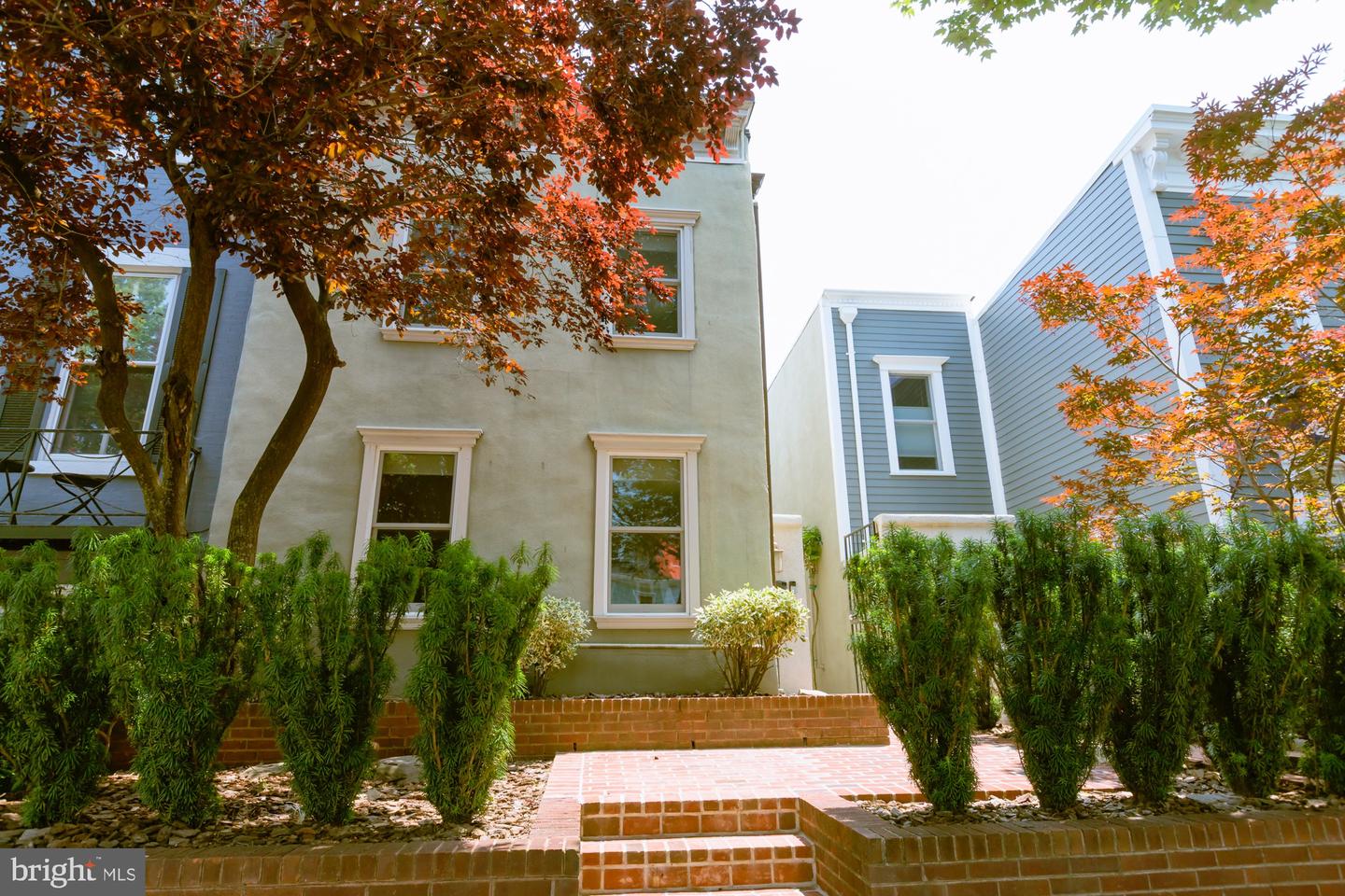 524 6TH ST SE, WASHINGTON, District Of Columbia 20003, 3 Bedrooms Bedrooms, 6 Rooms Rooms,2 BathroomsBathrooms,Residential,For sale,524 6TH ST SE,DCDC2247048 MLS # DCDC2247048