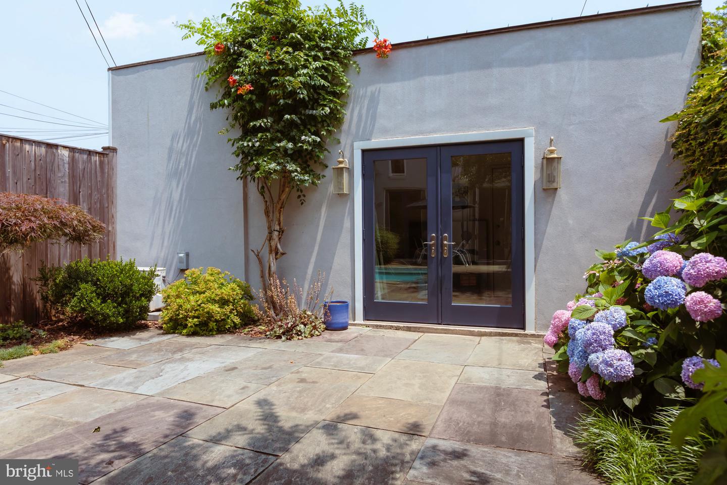 524 6TH ST SE, WASHINGTON, District Of Columbia 20003, 3 Bedrooms Bedrooms, 6 Rooms Rooms,2 BathroomsBathrooms,Residential,For sale,524 6TH ST SE,DCDC2247048 MLS # DCDC2247048