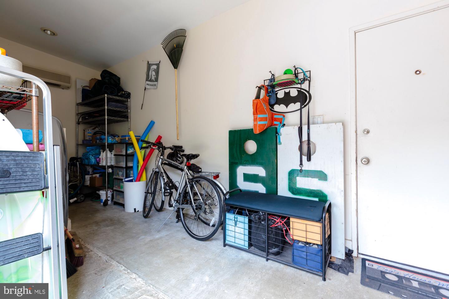 524 6TH ST SE, WASHINGTON, District Of Columbia 20003, 3 Bedrooms Bedrooms, 6 Rooms Rooms,2 BathroomsBathrooms,Residential,For sale,524 6TH ST SE,DCDC2247048 MLS # DCDC2247048