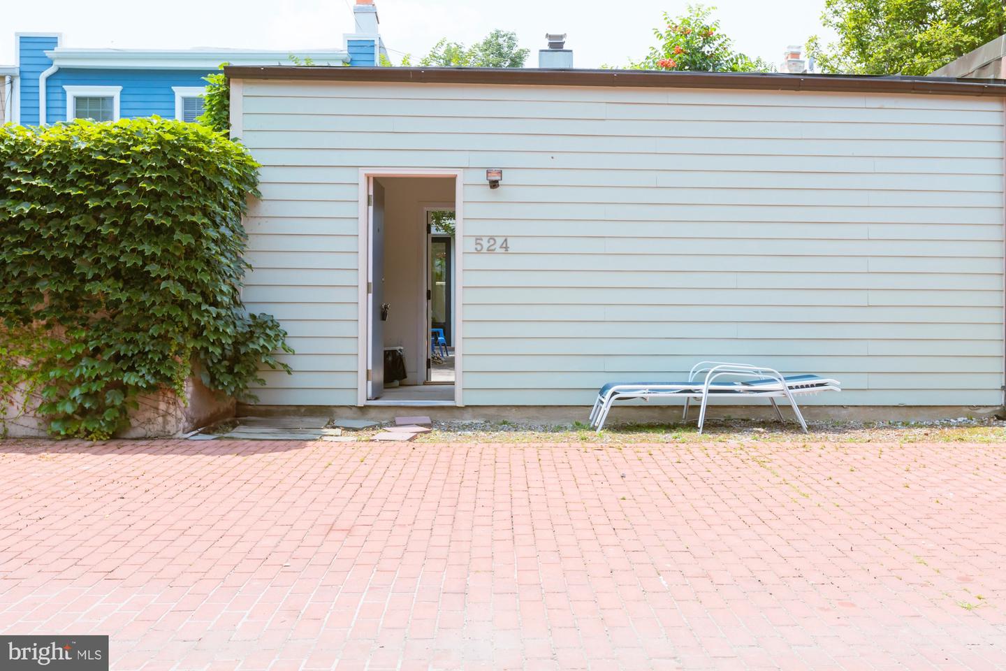 524 6TH ST SE, WASHINGTON, District Of Columbia 20003, 3 Bedrooms Bedrooms, 6 Rooms Rooms,2 BathroomsBathrooms,Residential,For sale,524 6TH ST SE,DCDC2247048 MLS # DCDC2247048