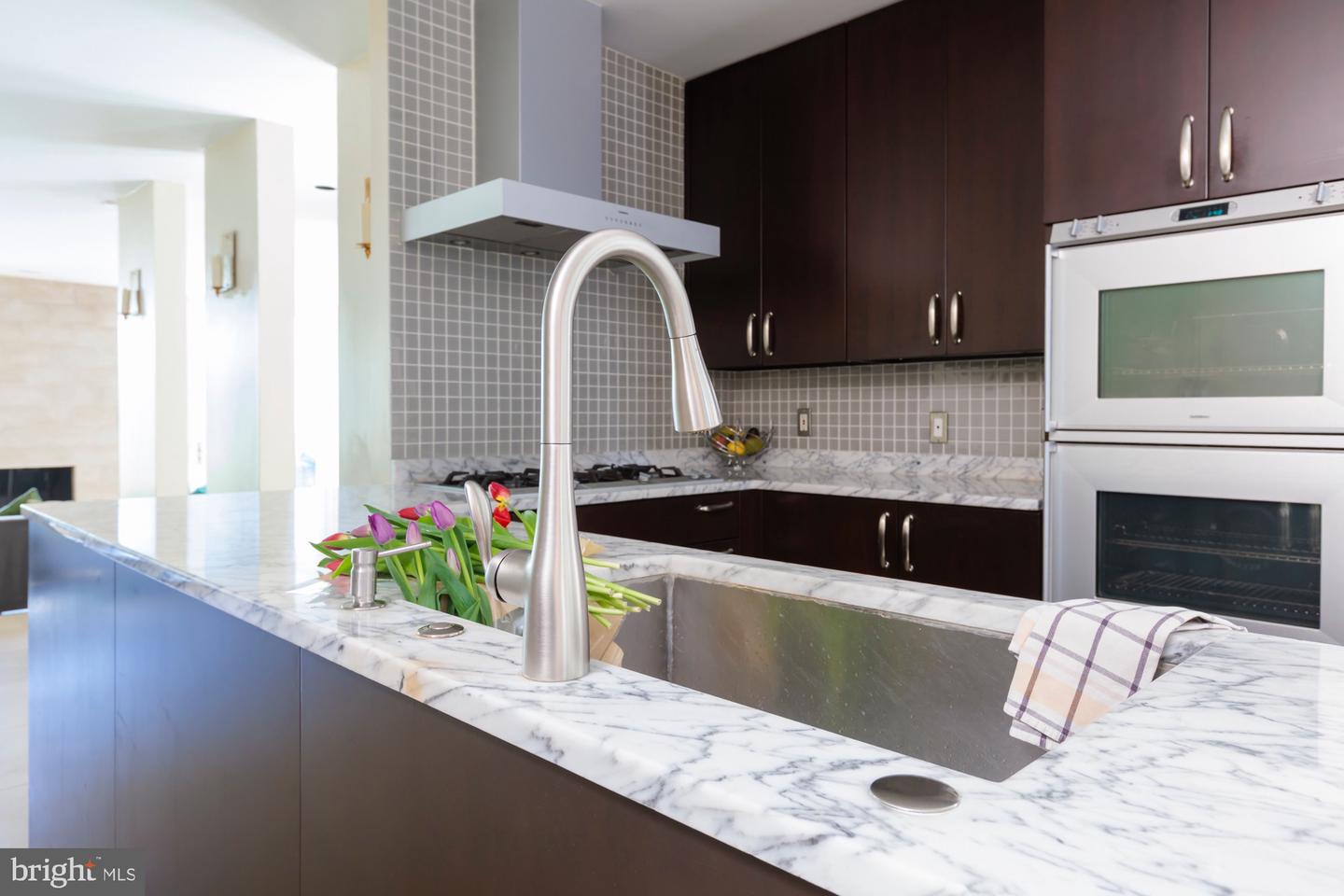 524 6TH ST SE, WASHINGTON, District Of Columbia 20003, 3 Bedrooms Bedrooms, 6 Rooms Rooms,2 BathroomsBathrooms,Residential,For sale,524 6TH ST SE,DCDC2247048 MLS # DCDC2247048