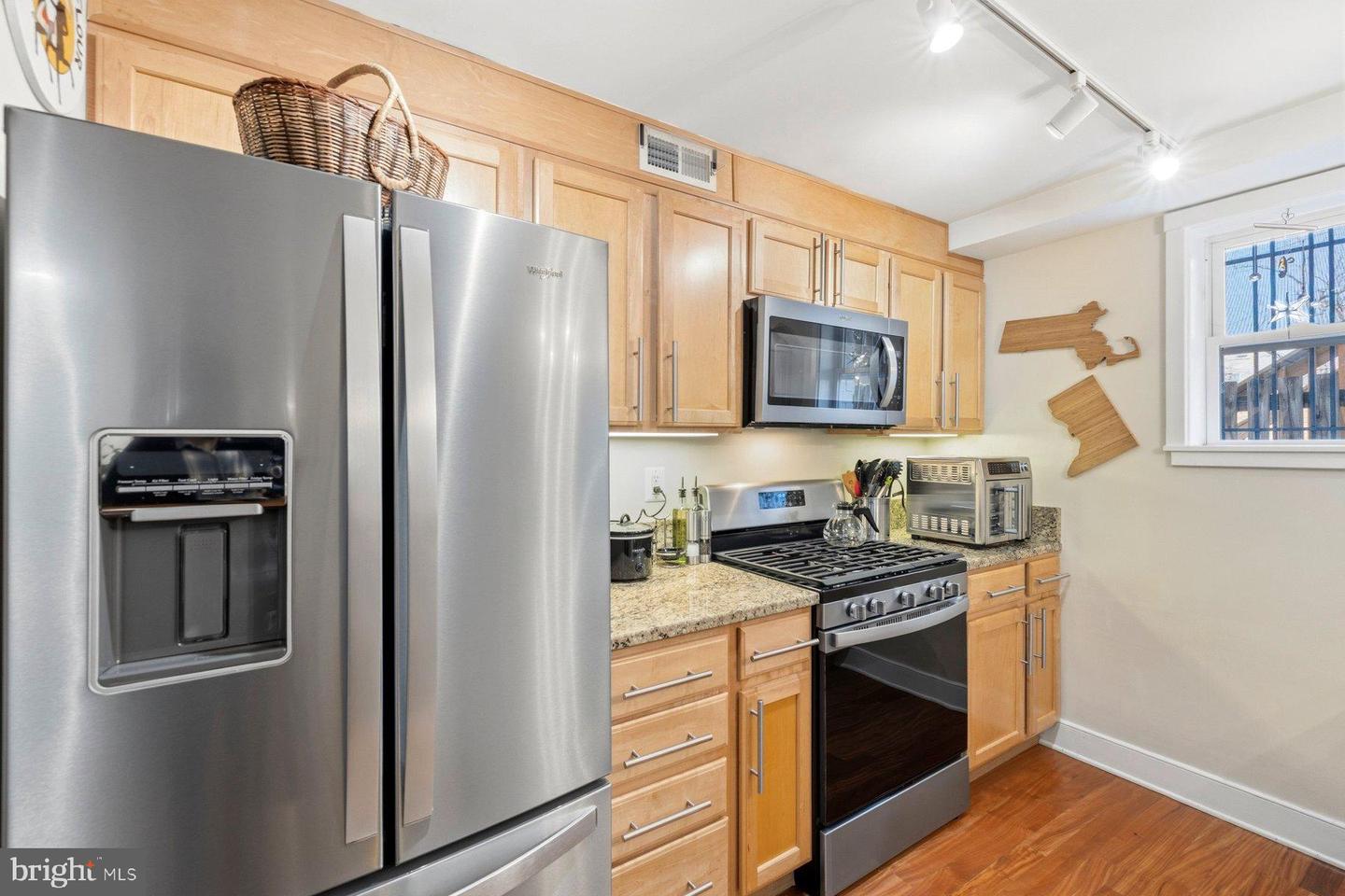 610 JEFFERSON ST NW #B1, WASHINGTON, District Of Columbia 20011, 3 Bedrooms Bedrooms, 5 Rooms Rooms,2 BathroomsBathrooms,Residential,For sale,610 JEFFERSON ST NW #B1,DCDC2247066 MLS # DCDC2247066