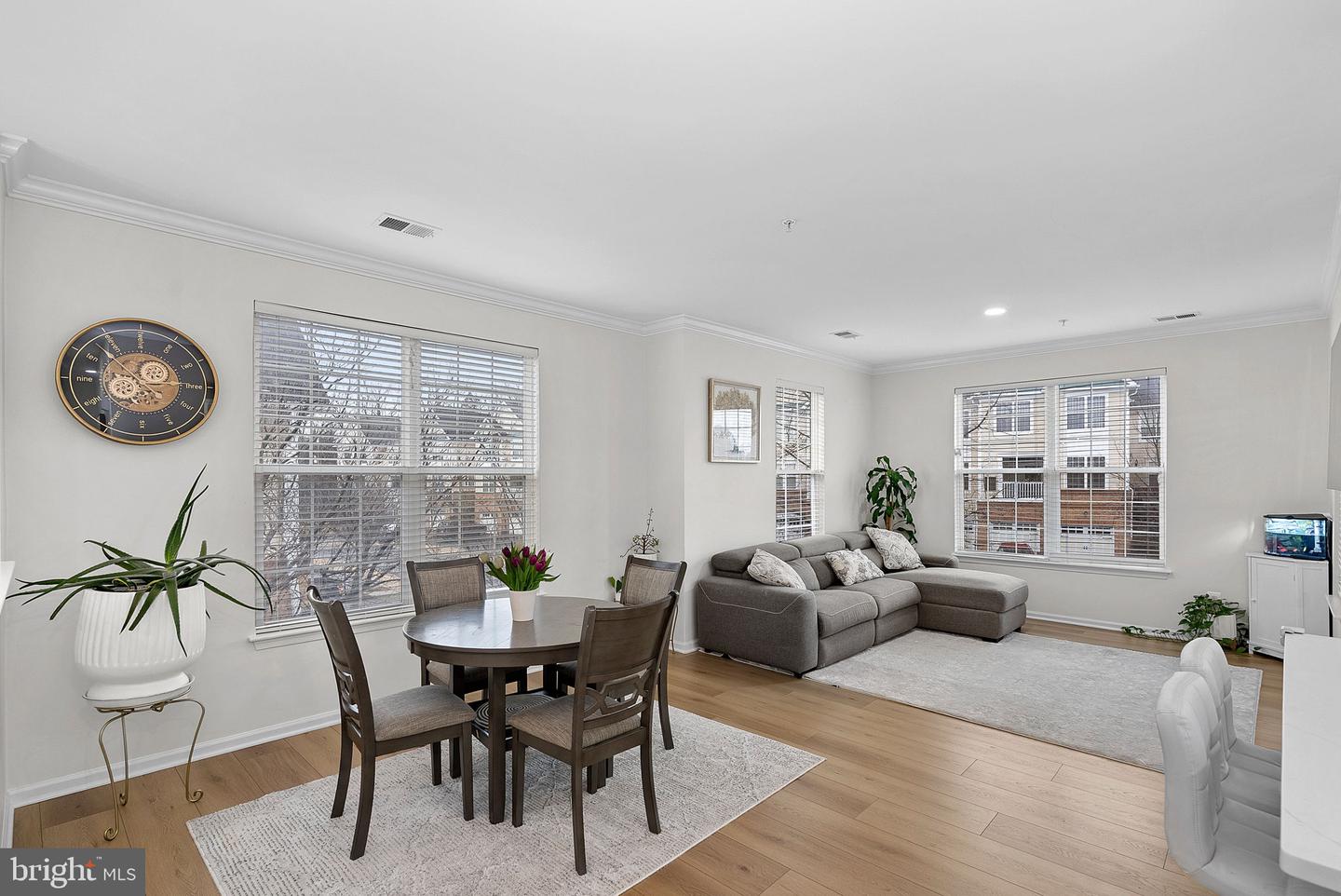 43890 HICKORY CORNER TER #111, ASHBURN, Virginia 20147, 2 Bedrooms Bedrooms, ,2 BathroomsBathrooms,Residential,For sale,43890 HICKORY CORNER TER #111,VALO2116376 MLS # VALO2116376