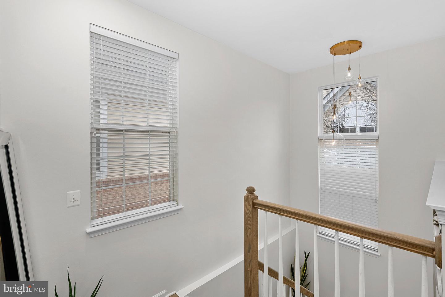 43890 HICKORY CORNER TER #111, ASHBURN, Virginia 20147, 2 Bedrooms Bedrooms, ,2 BathroomsBathrooms,Residential,For sale,43890 HICKORY CORNER TER #111,VALO2116376 MLS # VALO2116376