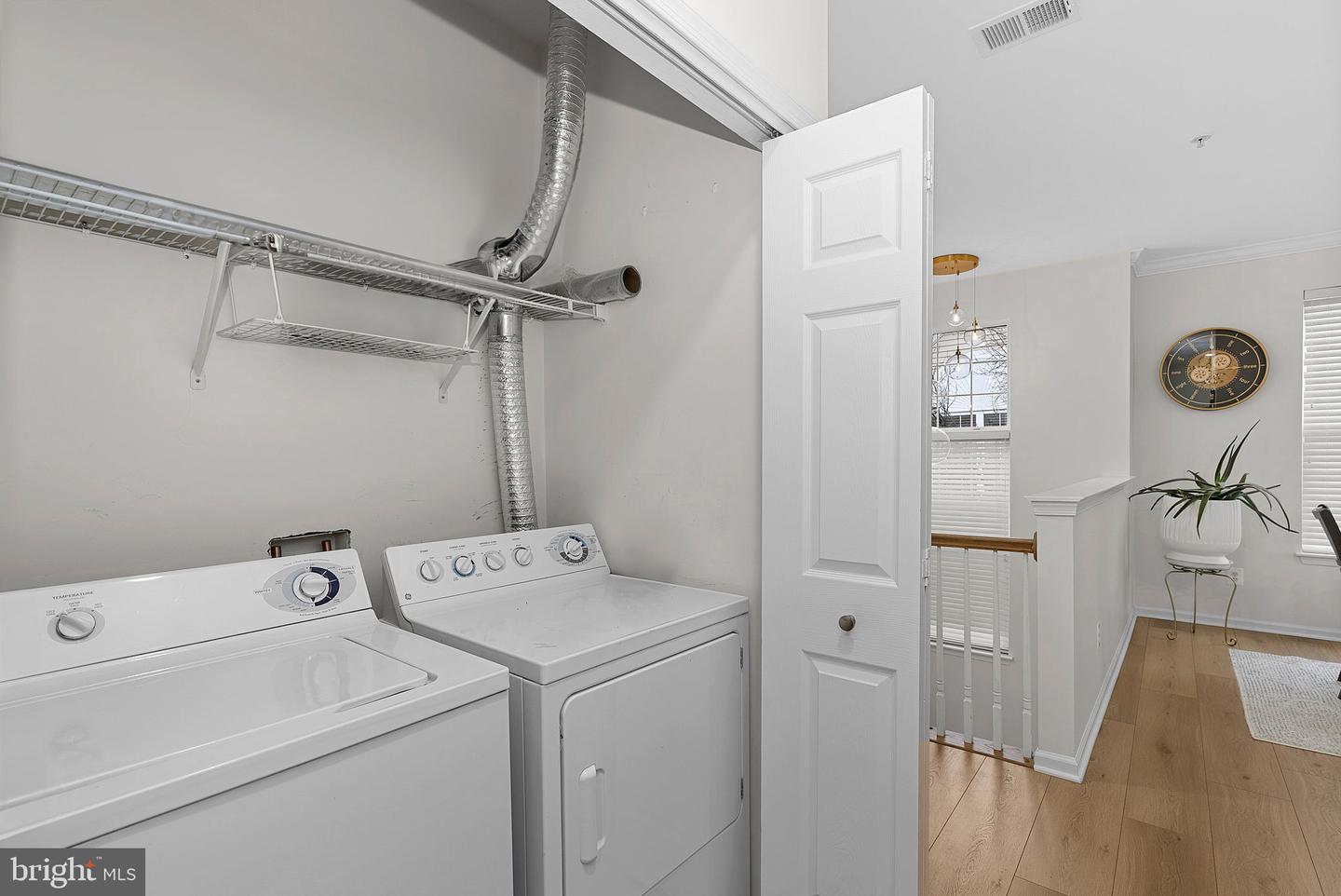 43890 HICKORY CORNER TER #111, ASHBURN, Virginia 20147, 2 Bedrooms Bedrooms, ,2 BathroomsBathrooms,Residential,For sale,43890 HICKORY CORNER TER #111,VALO2116376 MLS # VALO2116376