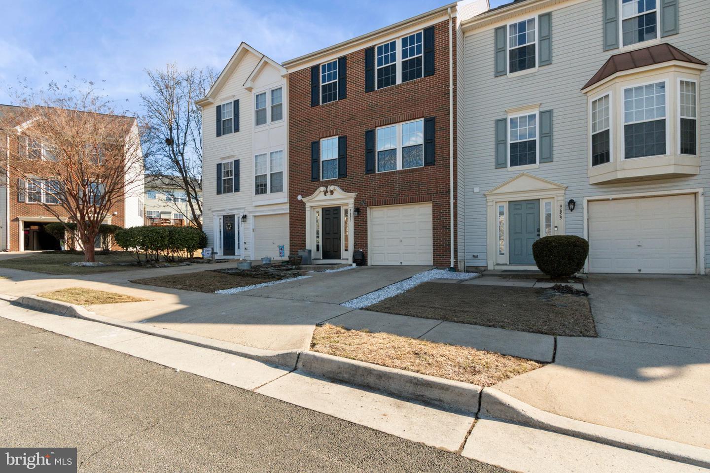 9653 INNERWICK PL, BRISTOW, Virginia 20136, 3 Bedrooms Bedrooms, ,2 BathroomsBathrooms,Residential,For sale,9653 INNERWICK PL,VAPW2112944 MLS # VAPW2112944