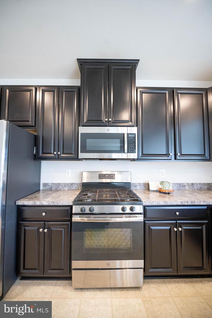 14217 BELLE AVE, CULPEPER, Virginia 22701, 4 Bedrooms Bedrooms, 8 Rooms Rooms,3 BathroomsBathrooms,Residential,For sale,14217 BELLE AVE,VACU2012728 MLS # VACU2012728