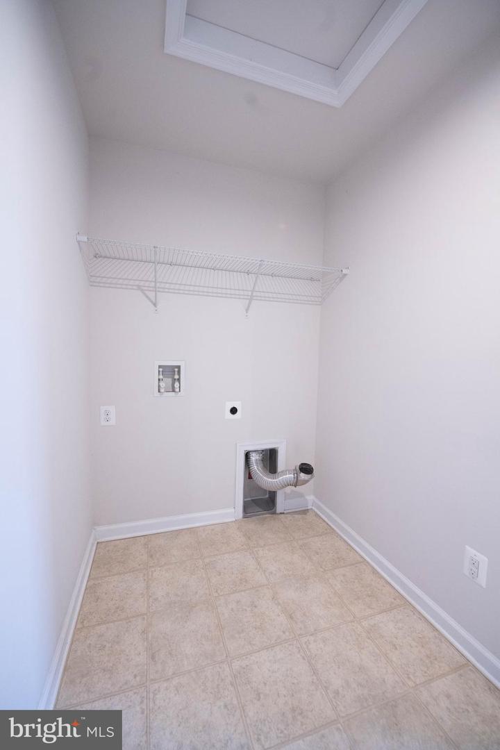 14217 BELLE AVE, CULPEPER, Virginia 22701, 4 Bedrooms Bedrooms, 8 Rooms Rooms,3 BathroomsBathrooms,Residential,For sale,14217 BELLE AVE,VACU2012728 MLS # VACU2012728