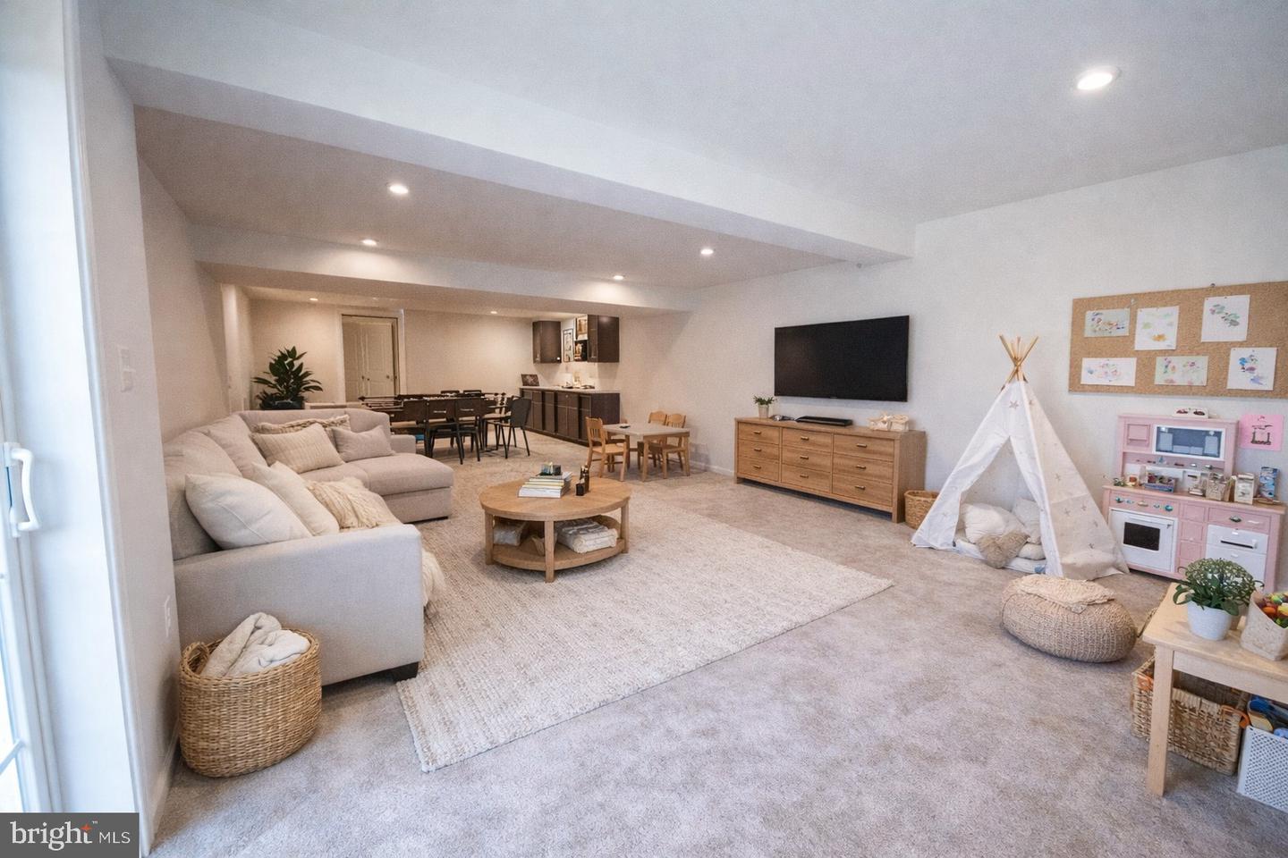 14217 BELLE AVE, CULPEPER, Virginia 22701, 4 Bedrooms Bedrooms, 8 Rooms Rooms,3 BathroomsBathrooms,Residential,For sale,14217 BELLE AVE,VACU2012728 MLS # VACU2012728