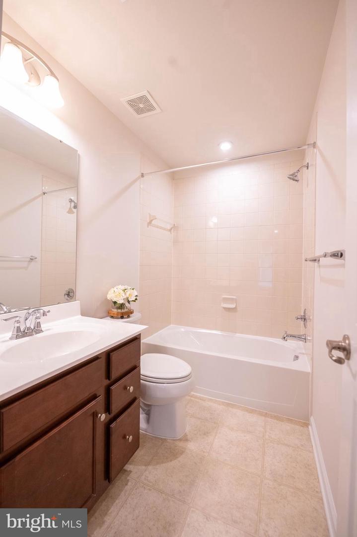 14217 BELLE AVE, CULPEPER, Virginia 22701, 4 Bedrooms Bedrooms, 8 Rooms Rooms,3 BathroomsBathrooms,Residential,For sale,14217 BELLE AVE,VACU2012728 MLS # VACU2012728