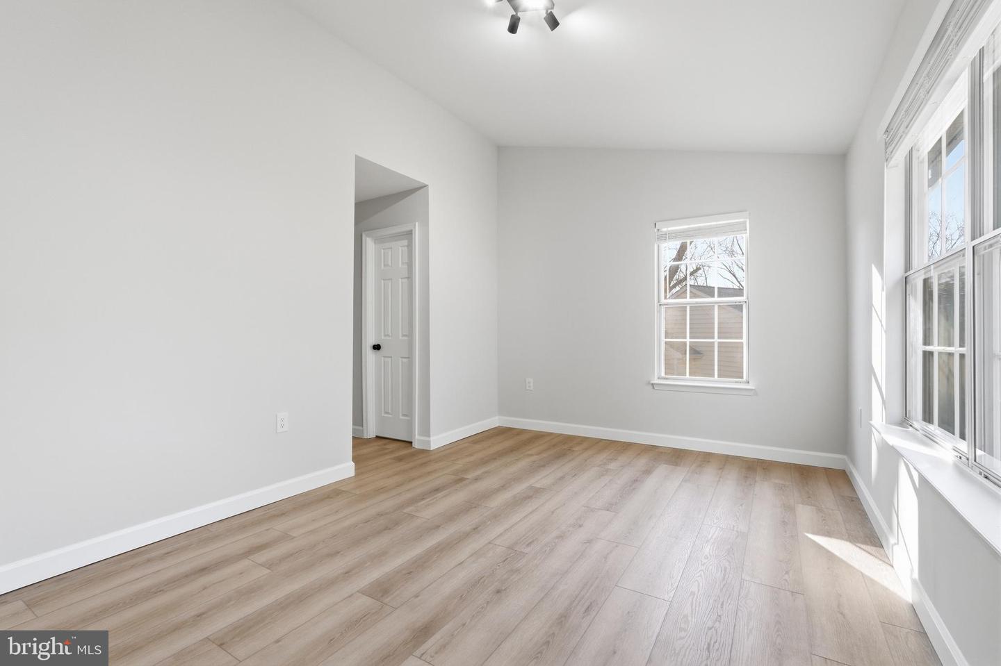 15327 INLET PL, DUMFRIES, Virginia 22025, 3 Bedrooms Bedrooms, ,3 BathroomsBathrooms,Residential,For sale,15327 INLET PL,VAPW2112988 MLS # VAPW2112988