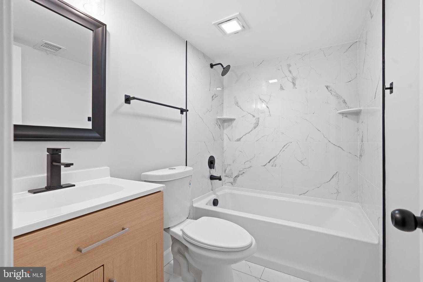 15327 INLET PL, DUMFRIES, Virginia 22025, 3 Bedrooms Bedrooms, ,3 BathroomsBathrooms,Residential,For sale,15327 INLET PL,VAPW2112988 MLS # VAPW2112988