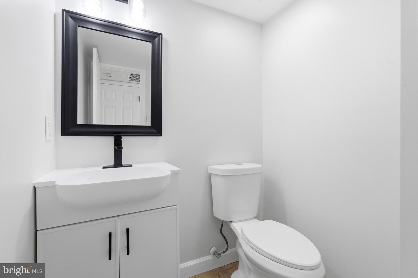 15327 INLET PL, DUMFRIES, Virginia 22025, 3 Bedrooms Bedrooms, ,3 BathroomsBathrooms,Residential,For sale,15327 INLET PL,VAPW2112988 MLS # VAPW2112988