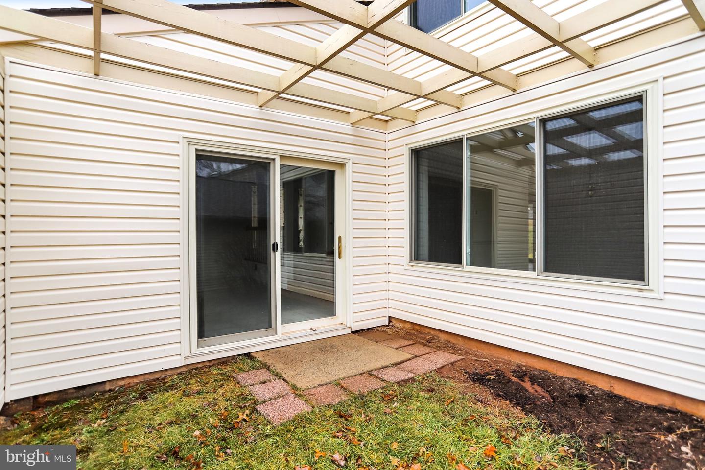 9 WRIGHTWOOD PL, STERLING, Virginia 20164, 4 Bedrooms Bedrooms, ,2 BathroomsBathrooms,Residential,For sale,9 WRIGHTWOOD PL,VALO2116434 MLS # VALO2116434