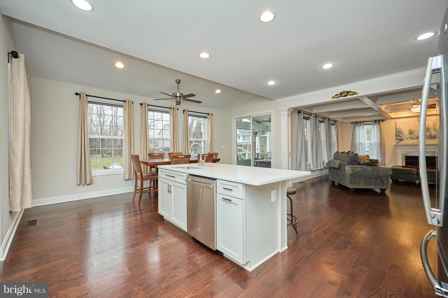 2905 RANDOM RD, FALLS CHURCH, Virginia 22042, 5 Bedrooms Bedrooms, 19 Rooms Rooms,4 BathroomsBathrooms,Residential,For sale,2905 RANDOM RD,VAFX2292182 MLS # VAFX2292182