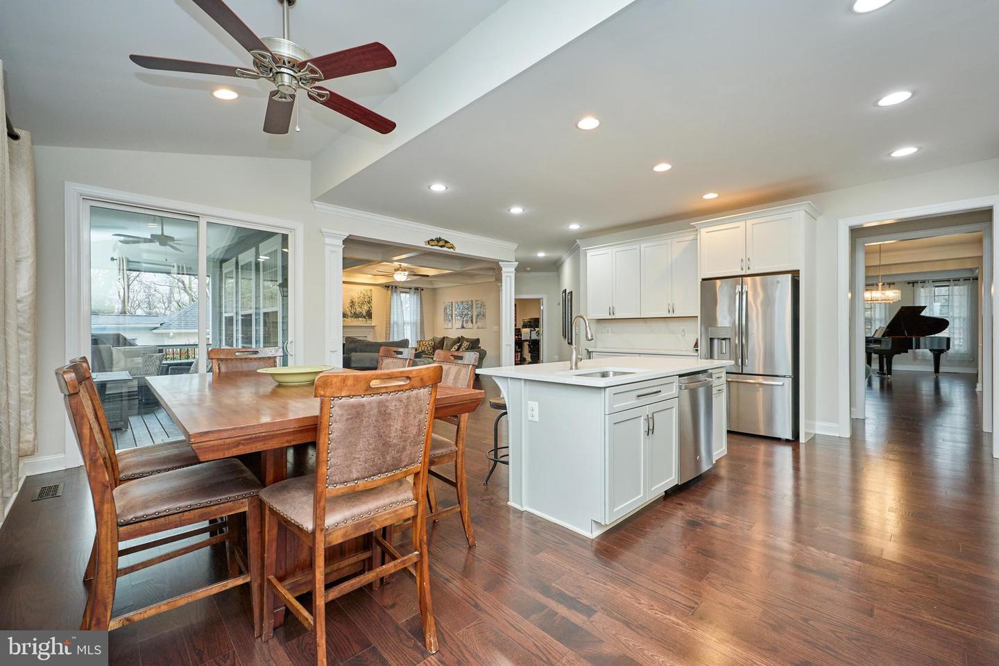 2905 RANDOM RD, FALLS CHURCH, Virginia 22042, 5 Bedrooms Bedrooms, 19 Rooms Rooms,4 BathroomsBathrooms,Residential,For sale,2905 RANDOM RD,VAFX2292182 MLS # VAFX2292182