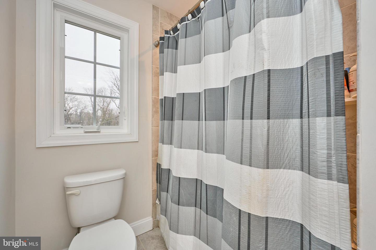 2905 RANDOM RD, FALLS CHURCH, Virginia 22042, 5 Bedrooms Bedrooms, 19 Rooms Rooms,4 BathroomsBathrooms,Residential,For sale,2905 RANDOM RD,VAFX2292182 MLS # VAFX2292182