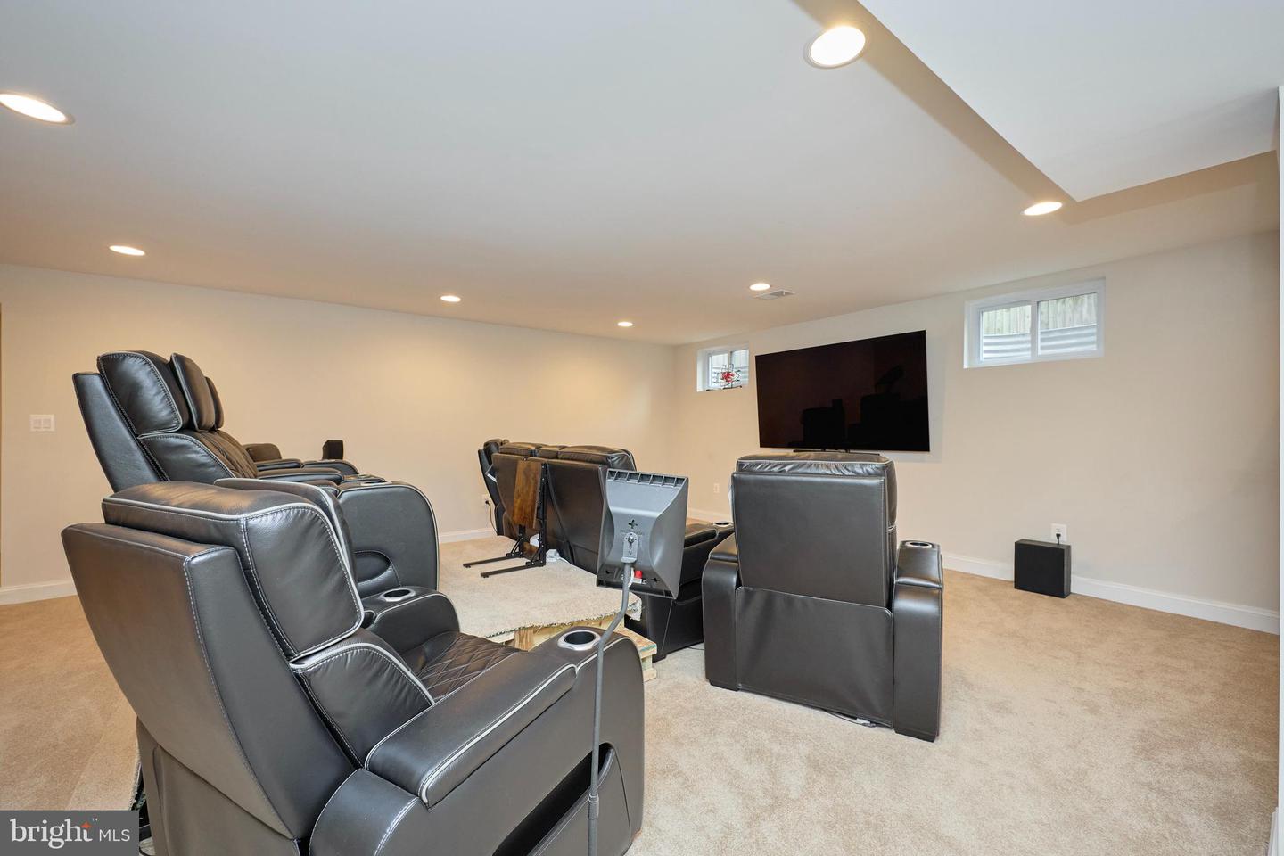 2905 RANDOM RD, FALLS CHURCH, Virginia 22042, 5 Bedrooms Bedrooms, 19 Rooms Rooms,4 BathroomsBathrooms,Residential,For sale,2905 RANDOM RD,VAFX2292182 MLS # VAFX2292182