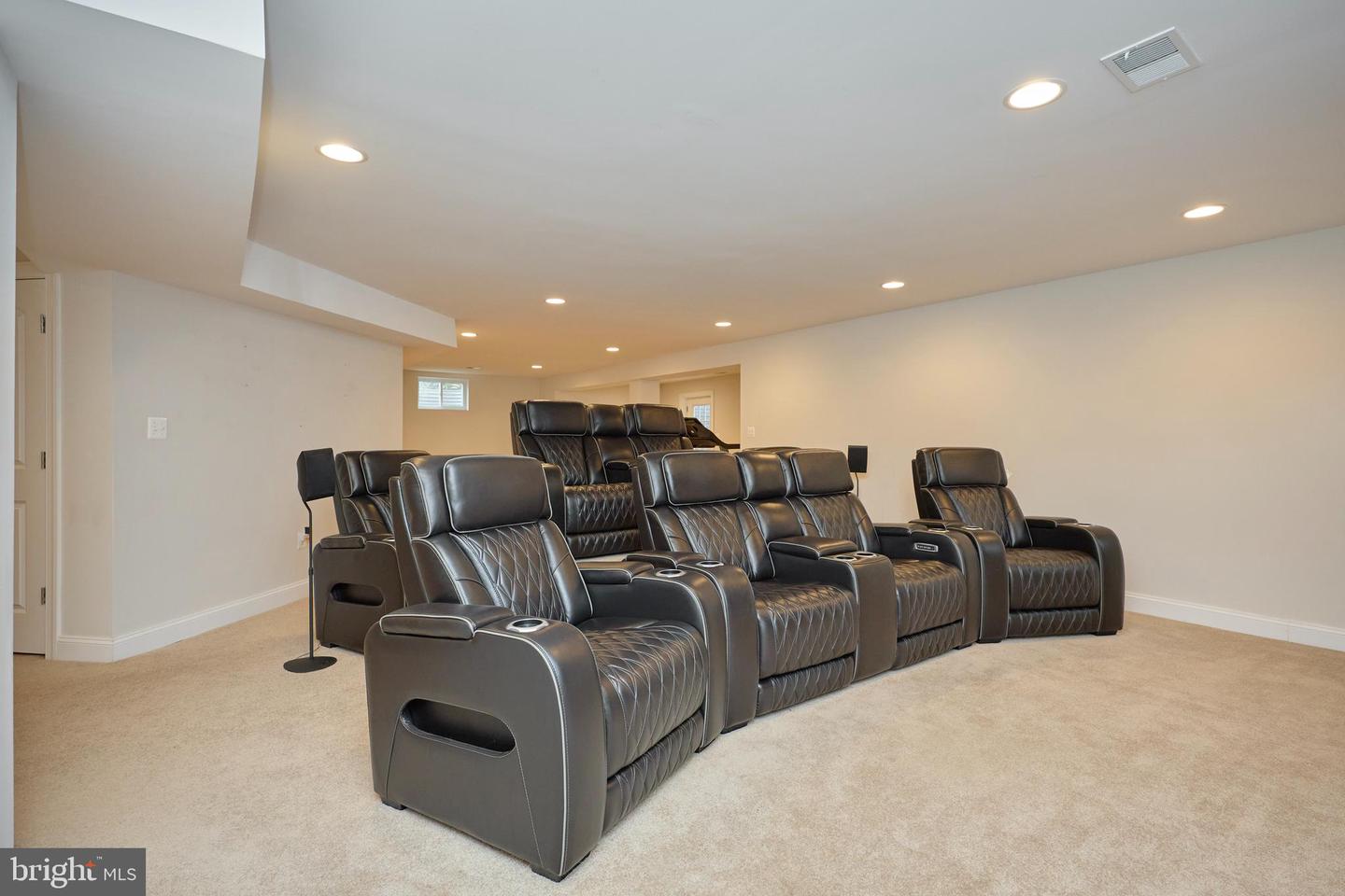 2905 RANDOM RD, FALLS CHURCH, Virginia 22042, 5 Bedrooms Bedrooms, 19 Rooms Rooms,4 BathroomsBathrooms,Residential,For sale,2905 RANDOM RD,VAFX2292182 MLS # VAFX2292182