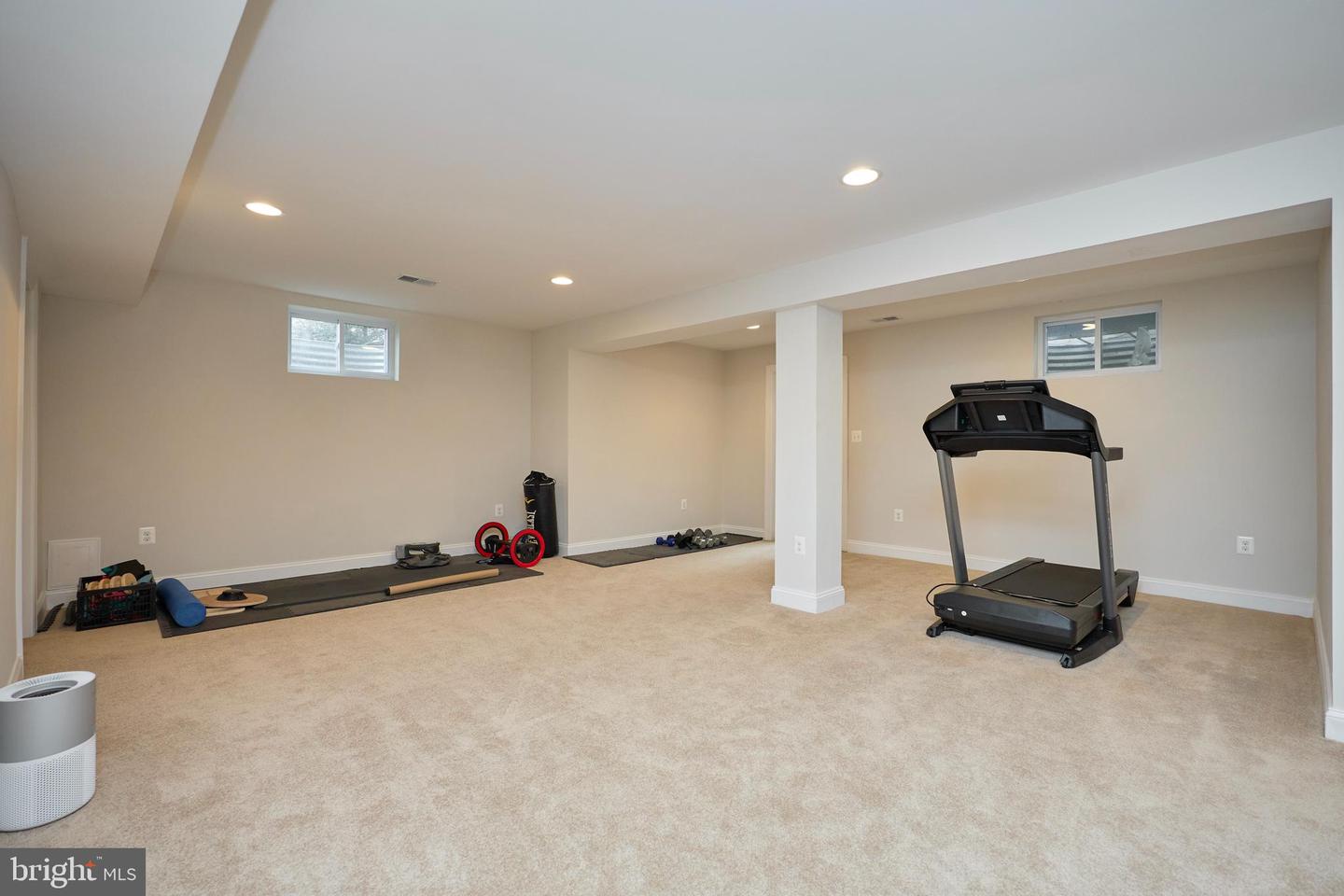 2905 RANDOM RD, FALLS CHURCH, Virginia 22042, 5 Bedrooms Bedrooms, 19 Rooms Rooms,4 BathroomsBathrooms,Residential,For sale,2905 RANDOM RD,VAFX2292182 MLS # VAFX2292182