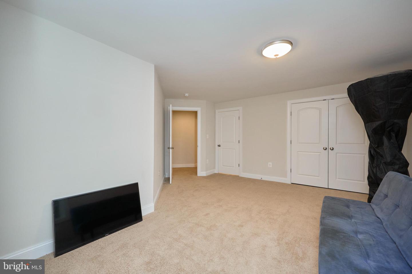 2905 RANDOM RD, FALLS CHURCH, Virginia 22042, 5 Bedrooms Bedrooms, 19 Rooms Rooms,4 BathroomsBathrooms,Residential,For sale,2905 RANDOM RD,VAFX2292182 MLS # VAFX2292182