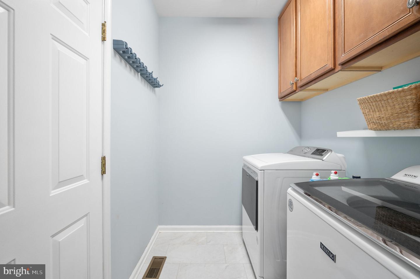 3623 CAROLINA CT, FREDERICKSBURG, Virginia 22408, 4 Bedrooms Bedrooms, ,3 BathroomsBathrooms,Residential,For sale,3623 CAROLINA CT,VASP2039440 MLS # VASP2039440