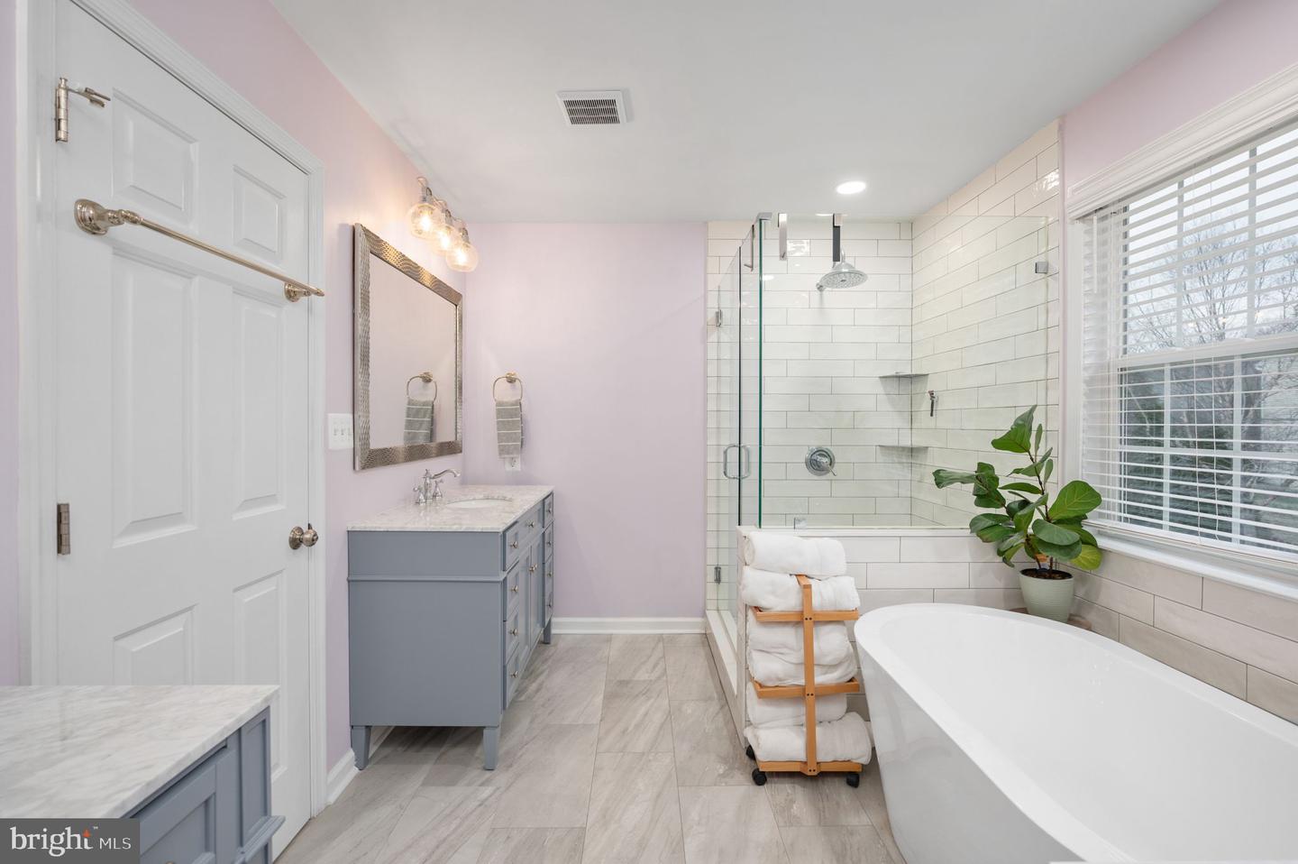 3623 CAROLINA CT, FREDERICKSBURG, Virginia 22408, 4 Bedrooms Bedrooms, ,3 BathroomsBathrooms,Residential,For sale,3623 CAROLINA CT,VASP2039440 MLS # VASP2039440