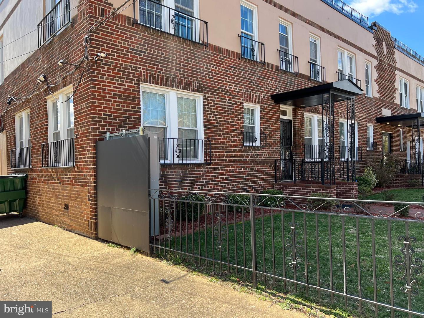 1801 OTIS ST NE #1, WASHINGTON, District Of Columbia 20018, 3 Bedrooms Bedrooms, 7 Rooms Rooms,3 BathroomsBathrooms,Residential,For sale,1801 OTIS ST NE #1,DCDC2247218 MLS # DCDC2247218