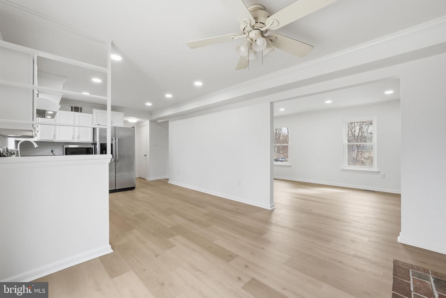 13370 NATIONVILLE LN, WOODBRIDGE, Virginia 22193, 3 Bedrooms Bedrooms, ,2 BathroomsBathrooms,Residential,For sale,13370 NATIONVILLE LN,VAPW2113032 MLS # VAPW2113032