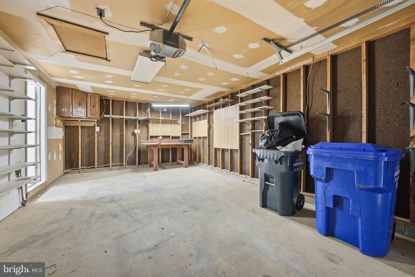 13370 NATIONVILLE LN, WOODBRIDGE, Virginia 22193, 3 Bedrooms Bedrooms, ,2 BathroomsBathrooms,Residential,For sale,13370 NATIONVILLE LN,VAPW2113032 MLS # VAPW2113032