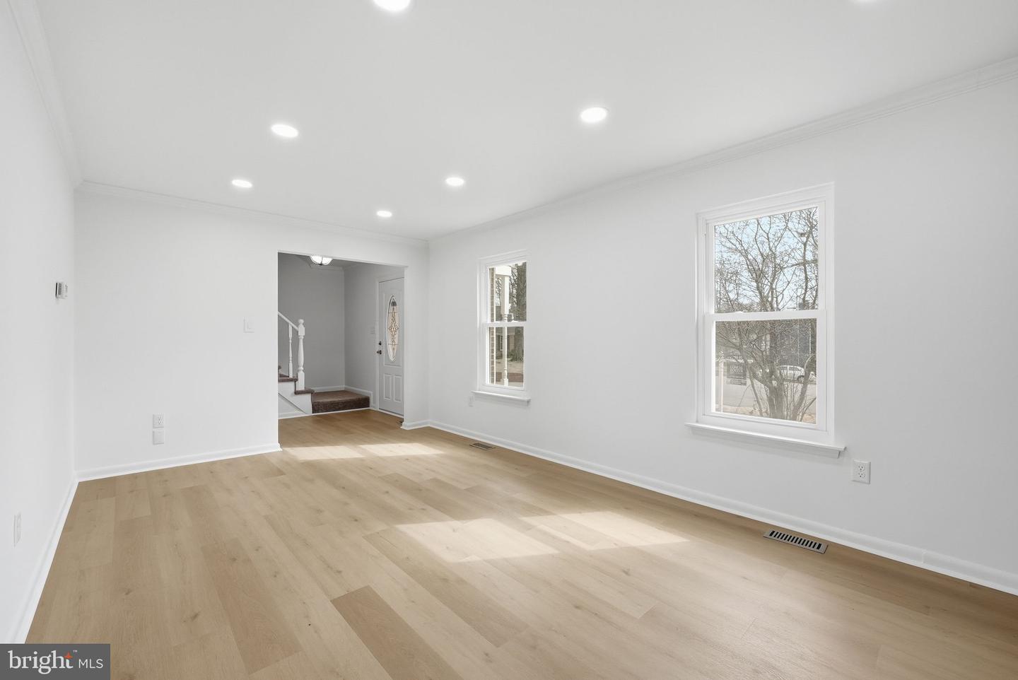 13370 NATIONVILLE LN, WOODBRIDGE, Virginia 22193, 3 Bedrooms Bedrooms, ,2 BathroomsBathrooms,Residential,For sale,13370 NATIONVILLE LN,VAPW2113032 MLS # VAPW2113032