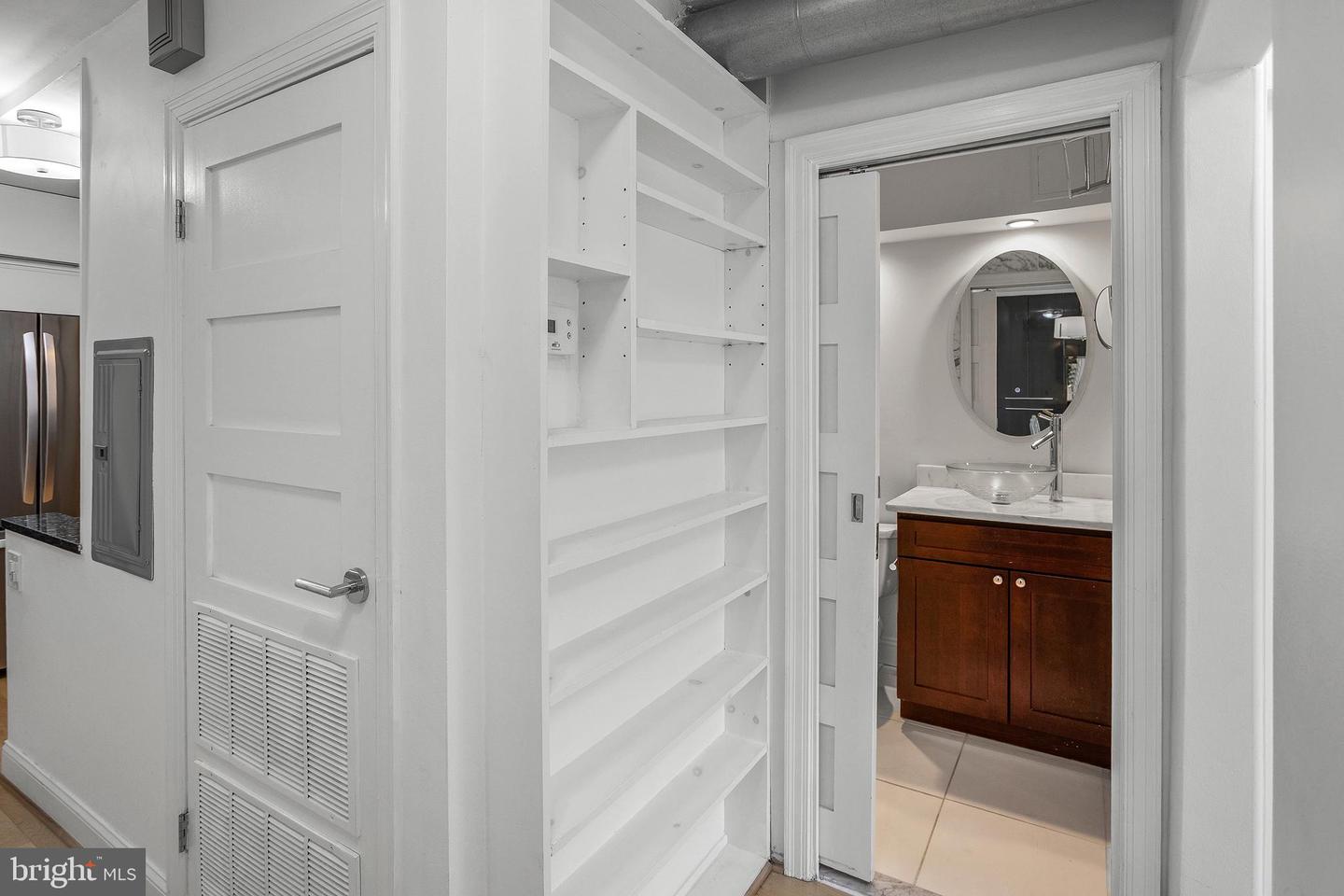 3 WASHINGTON CIR NW #603, WASHINGTON, District Of Columbia 20037, 1 Bedroom Bedrooms, ,1 BathroomBathrooms,Residential,For sale,3 WASHINGTON CIR NW #603,DCDC2247404 MLS # DCDC2247404