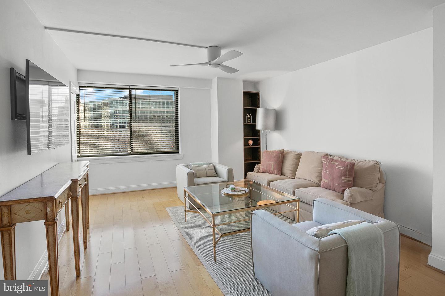 3 WASHINGTON CIR NW #603, WASHINGTON, District Of Columbia 20037, 1 Bedroom Bedrooms, ,1 BathroomBathrooms,Residential,For sale,3 WASHINGTON CIR NW #603,DCDC2247404 MLS # DCDC2247404