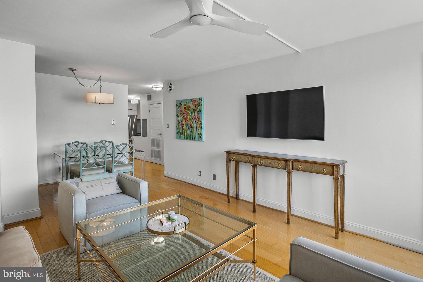 3 WASHINGTON CIR NW #603, WASHINGTON, District Of Columbia 20037, 1 Bedroom Bedrooms, ,1 BathroomBathrooms,Residential,For sale,3 WASHINGTON CIR NW #603,DCDC2247404 MLS # DCDC2247404