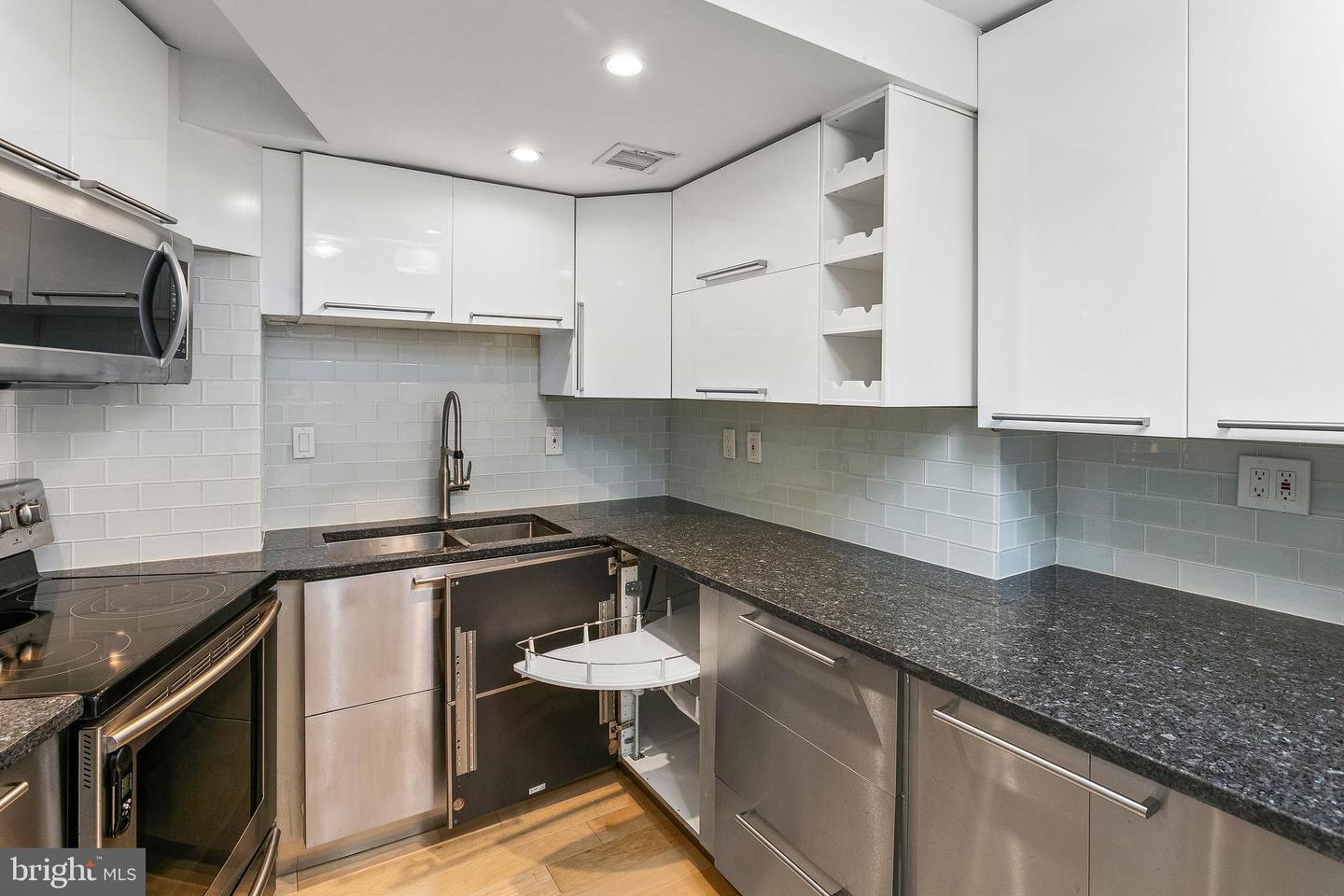 3 WASHINGTON CIR NW #603, WASHINGTON, District Of Columbia 20037, 1 Bedroom Bedrooms, ,1 BathroomBathrooms,Residential,For sale,3 WASHINGTON CIR NW #603,DCDC2247404 MLS # DCDC2247404