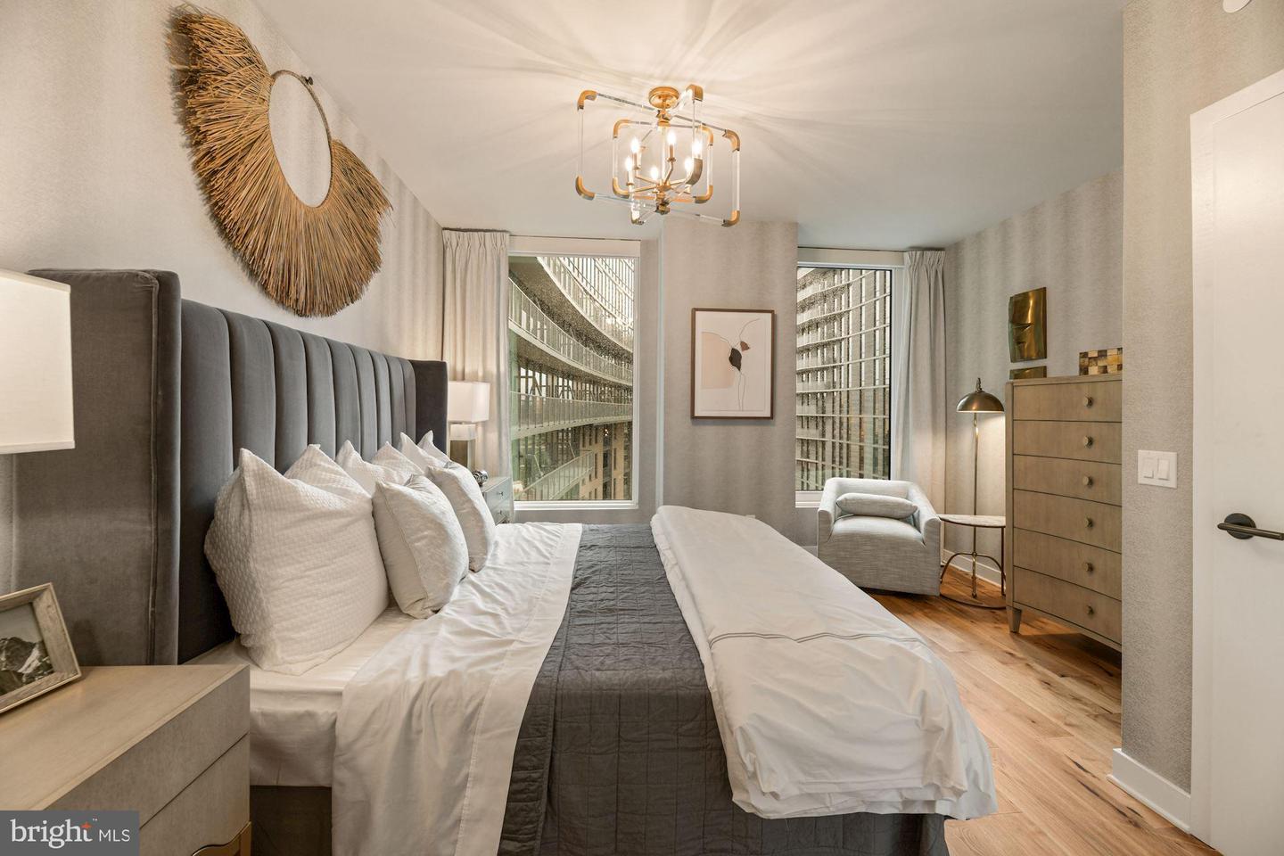 1781 N PIERCE ST #1001, ARLINGTON, Virginia 22209, 3 Bedrooms Bedrooms, ,2 BathroomsBathrooms,Residential,For sale,1781 N PIERCE ST #1001,VAAR2069166 MLS # VAAR2069166