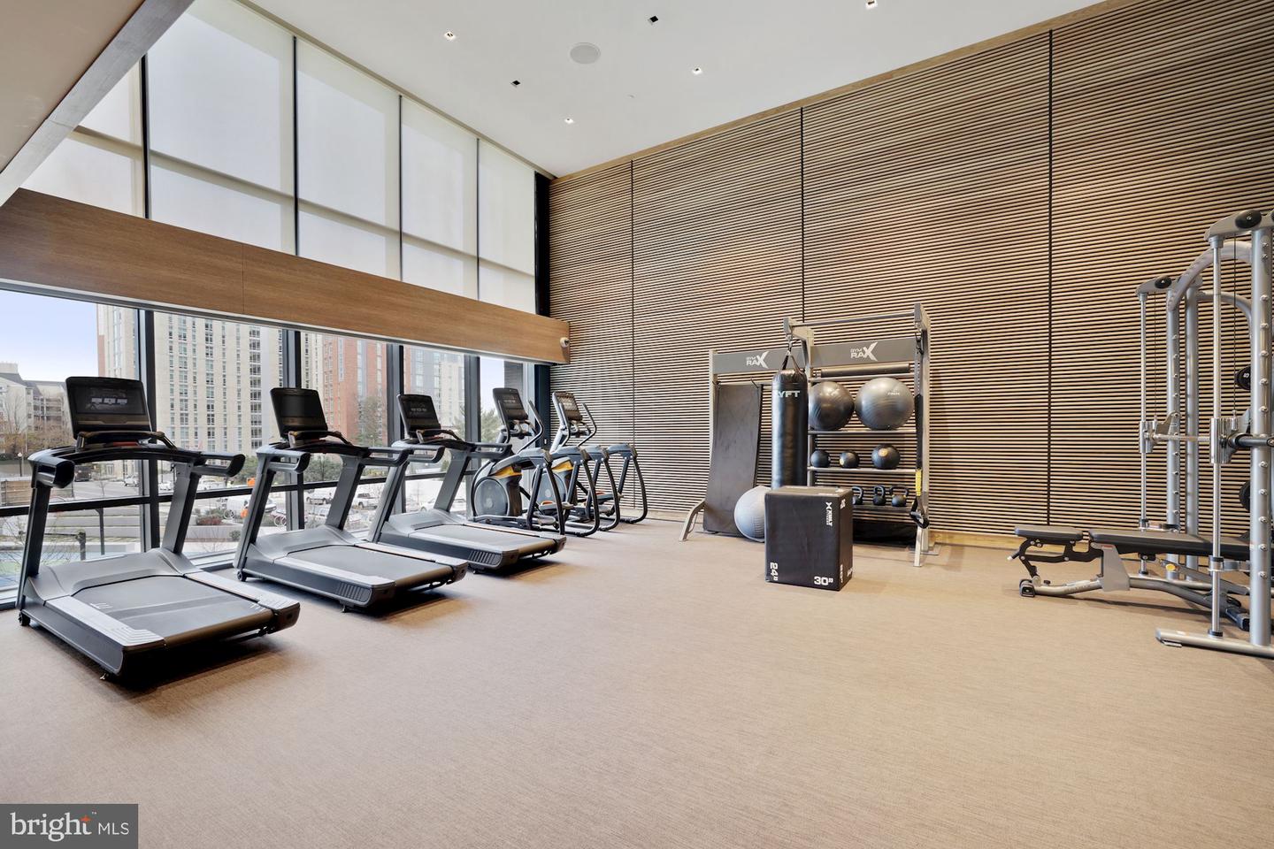 1781 N PIERCE ST #1001, ARLINGTON, Virginia 22209, 3 Bedrooms Bedrooms, ,2 BathroomsBathrooms,Residential,For sale,1781 N PIERCE ST #1001,VAAR2069166 MLS # VAAR2069166