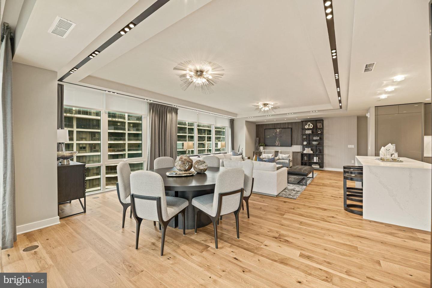 1781 N PIERCE ST #1001, ARLINGTON, Virginia 22209, 3 Bedrooms Bedrooms, ,2 BathroomsBathrooms,Residential,For sale,1781 N PIERCE ST #1001,VAAR2069166 MLS # VAAR2069166