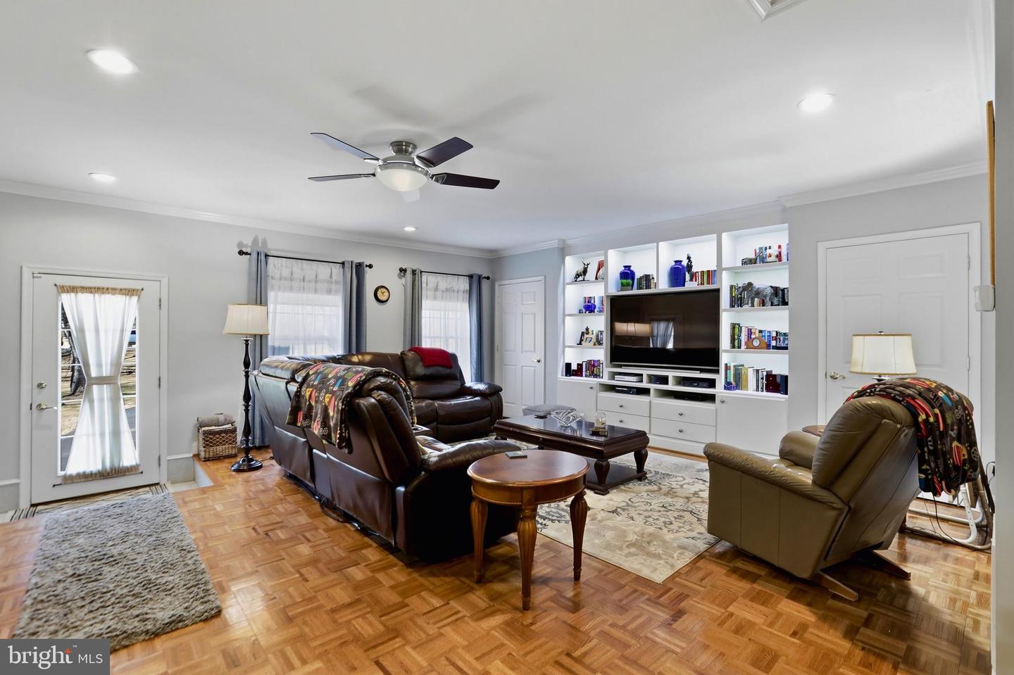 4363 SNOW HILL DR, GAINESVILLE, Virginia 20155, 3 Bedrooms Bedrooms, ,2 BathroomsBathrooms,Residential,For sale,4363 SNOW HILL DR,VAPW2113094 MLS # VAPW2113094