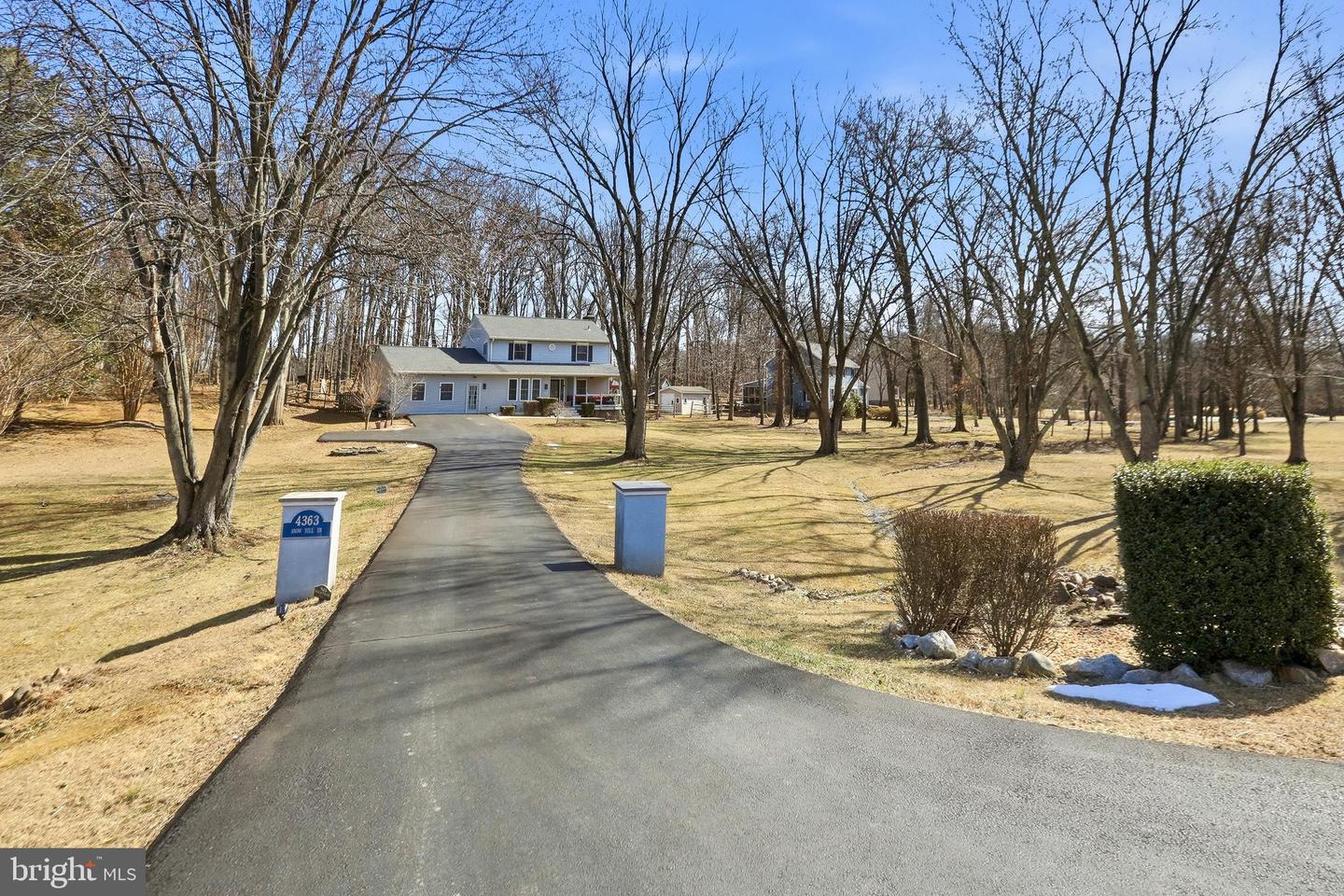 4363 SNOW HILL DR, GAINESVILLE, Virginia 20155, 3 Bedrooms Bedrooms, ,2 BathroomsBathrooms,Residential,For sale,4363 SNOW HILL DR,VAPW2113094 MLS # VAPW2113094