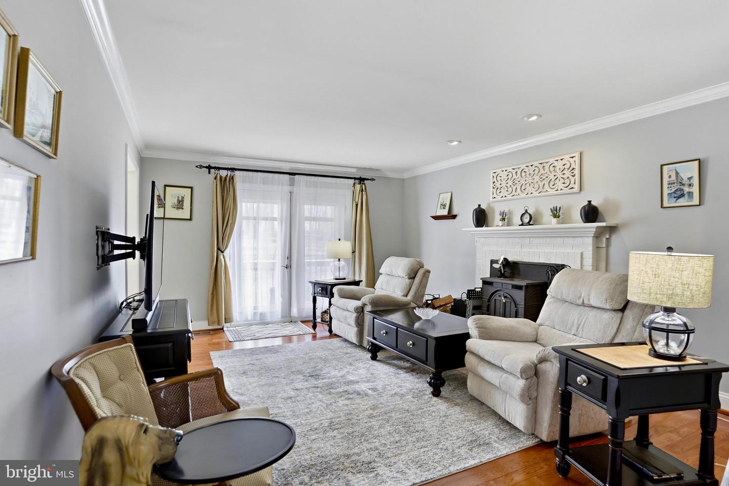 4363 SNOW HILL DR, GAINESVILLE, Virginia 20155, 3 Bedrooms Bedrooms, ,2 BathroomsBathrooms,Residential,For sale,4363 SNOW HILL DR,VAPW2113094 MLS # VAPW2113094