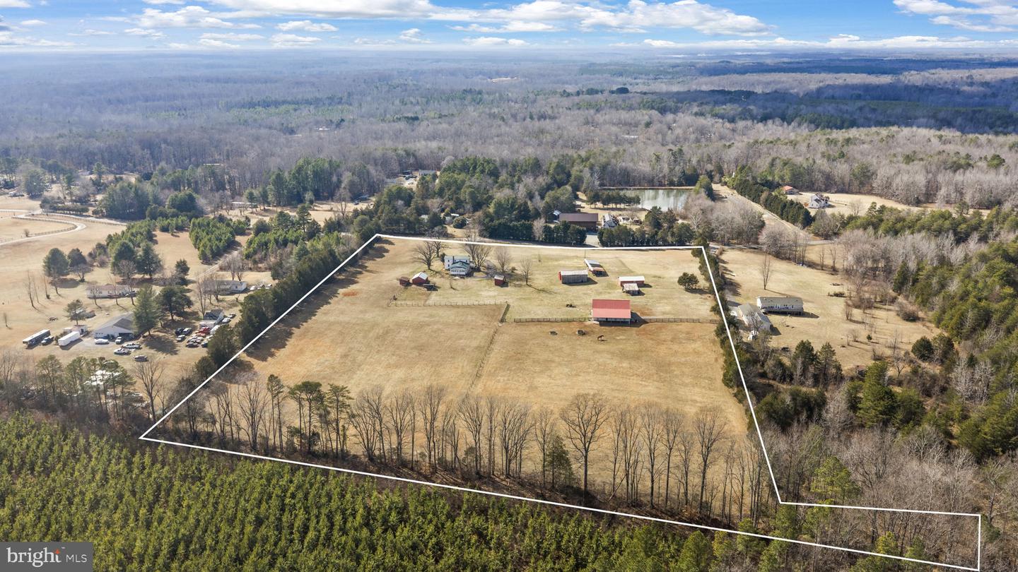 1815 COUNTRY RD, BEAVERDAM, Virginia 23015, 3 Bedrooms Bedrooms, ,2 BathroomsBathrooms,Residential,For sale,1815 COUNTRY RD,VACV2009572 MLS # VACV2009572