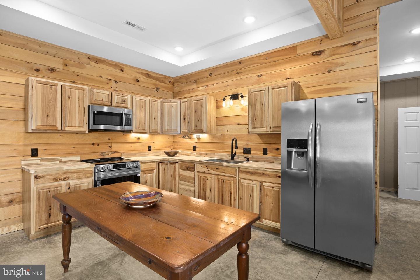 1815 COUNTRY RD, BEAVERDAM, Virginia 23015, 3 Bedrooms Bedrooms, ,2 BathroomsBathrooms,Residential,For sale,1815 COUNTRY RD,VACV2009572 MLS # VACV2009572