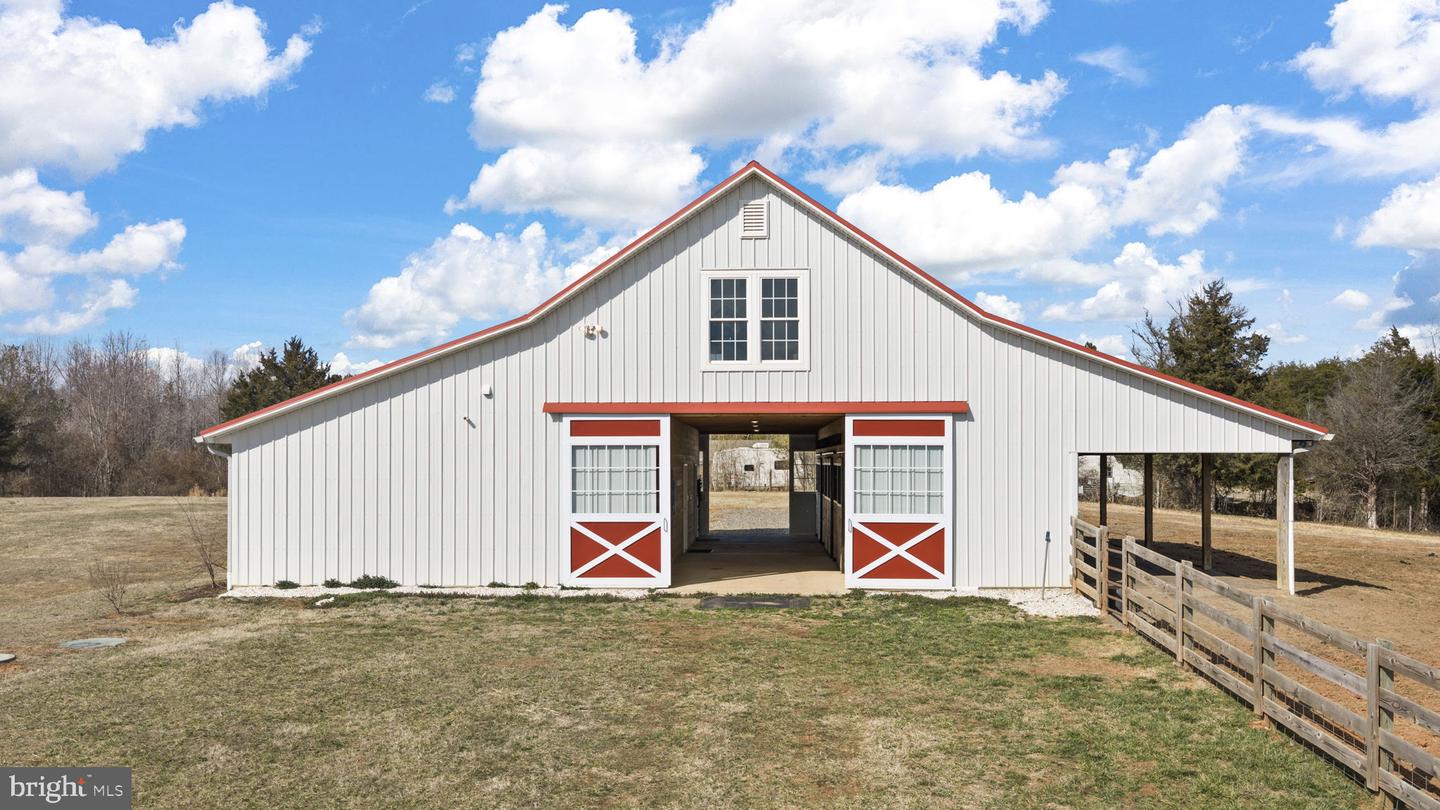 1815 COUNTRY RD, BEAVERDAM, Virginia 23015, 3 Bedrooms Bedrooms, ,2 BathroomsBathrooms,Residential,For sale,1815 COUNTRY RD,VACV2009572 MLS # VACV2009572